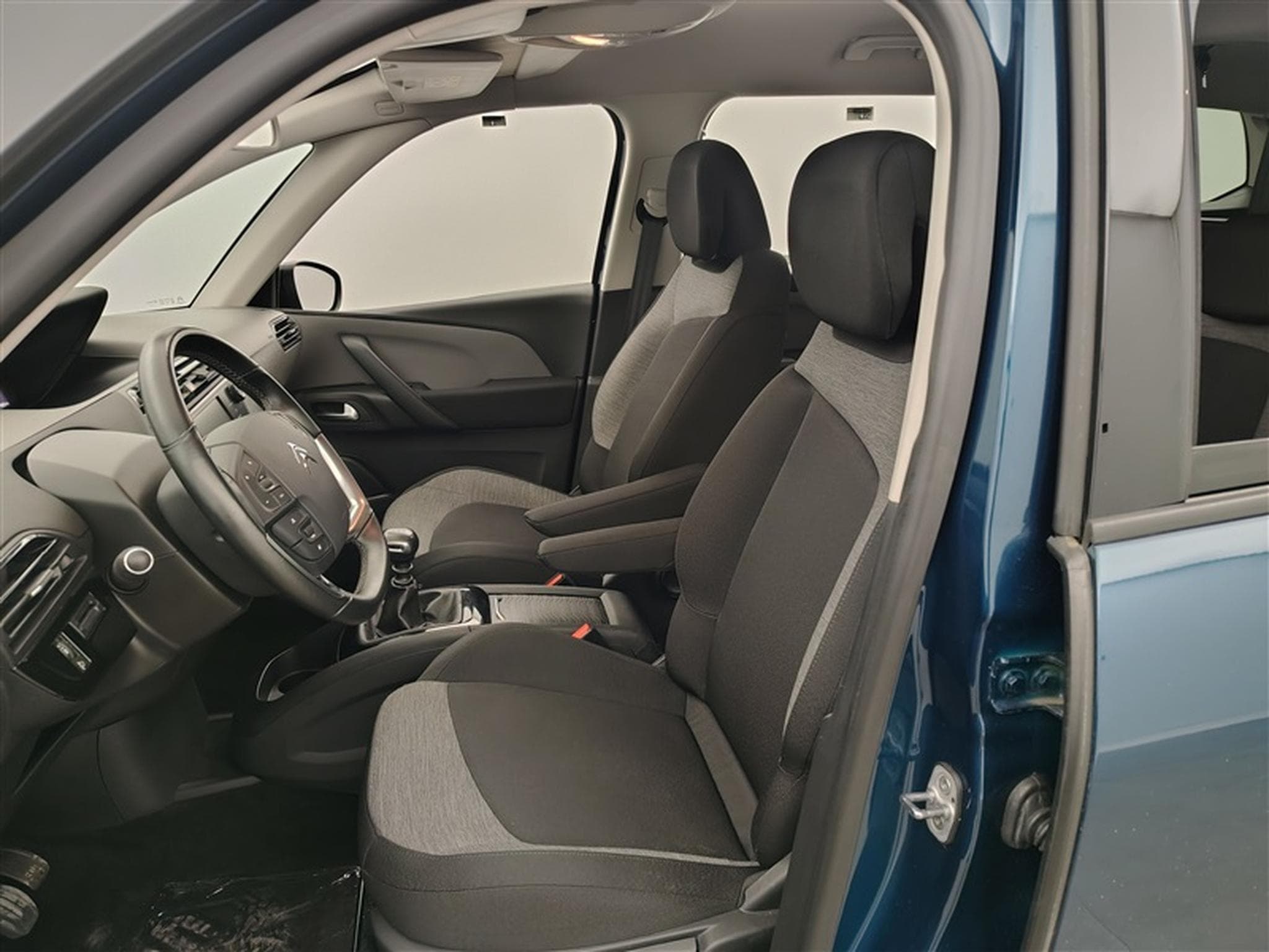 Citroen Grand C4 SpaceTourer 1.2 PureTech Feel 7Pl   Navi / PDC (2021) - Photo 7