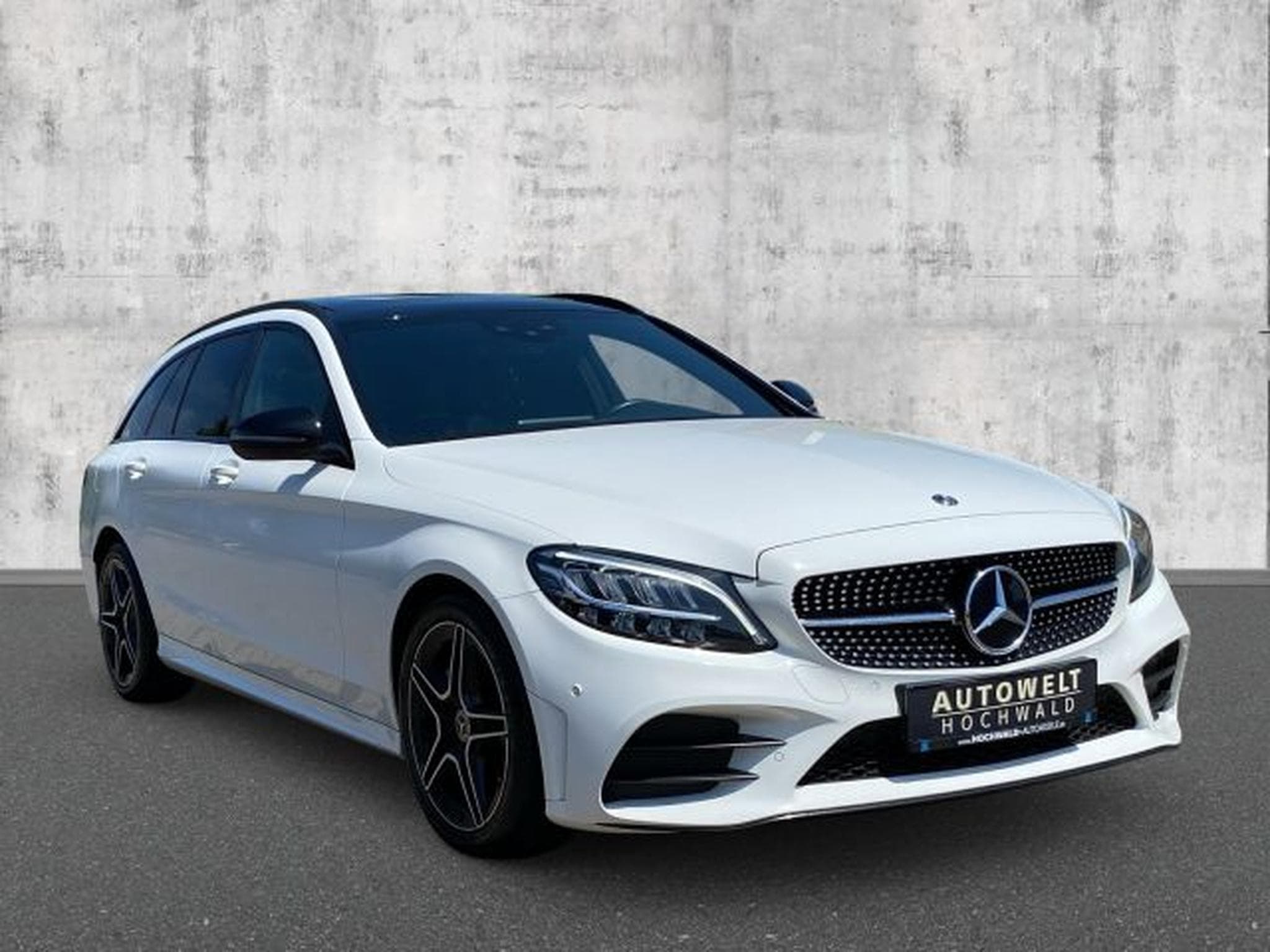 Mercedes C 220 C 220d T Autom. AMG-Line NAVI Multibeam RFK PANO (2019) - Photo 7