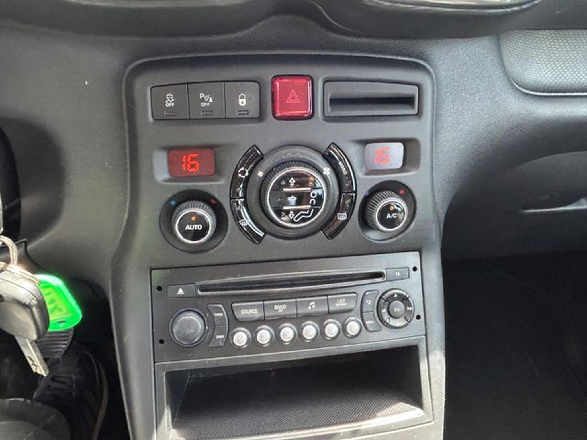 Citroën C3 C3 Picasso Selection *Steuerkette Neu*Euro5* (2013) - Photo 12