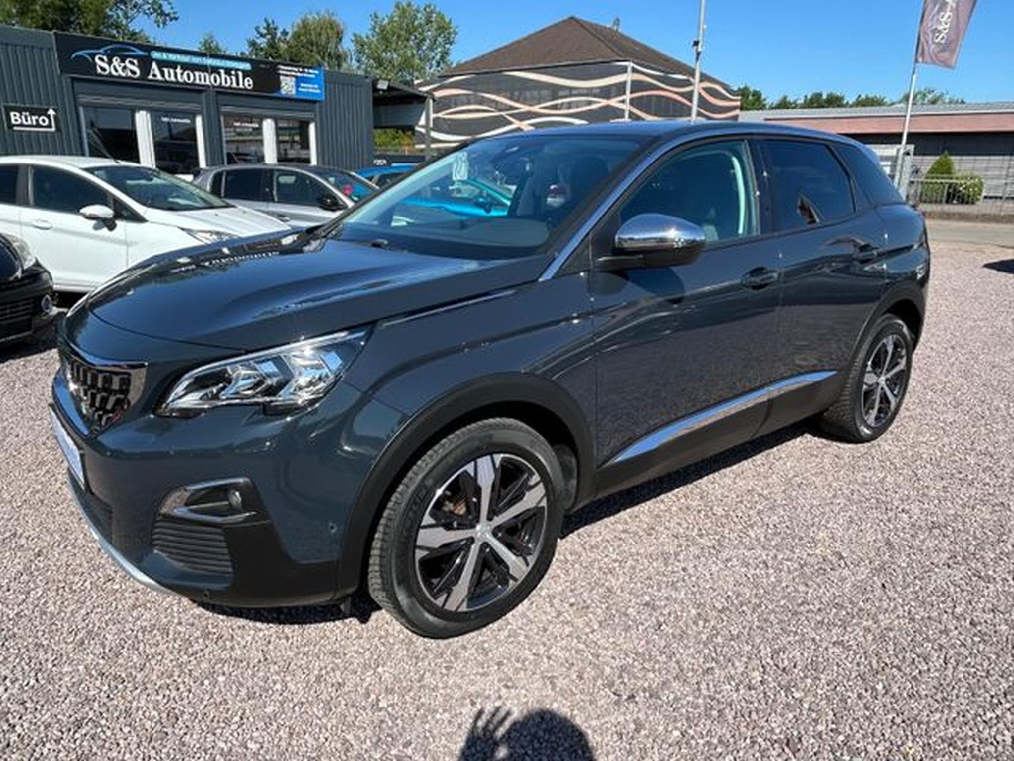 Peugeot 3008 3008 Active *Navi*Kamera*Nur 28tkm!*Euro6* (2020) - Photo 1