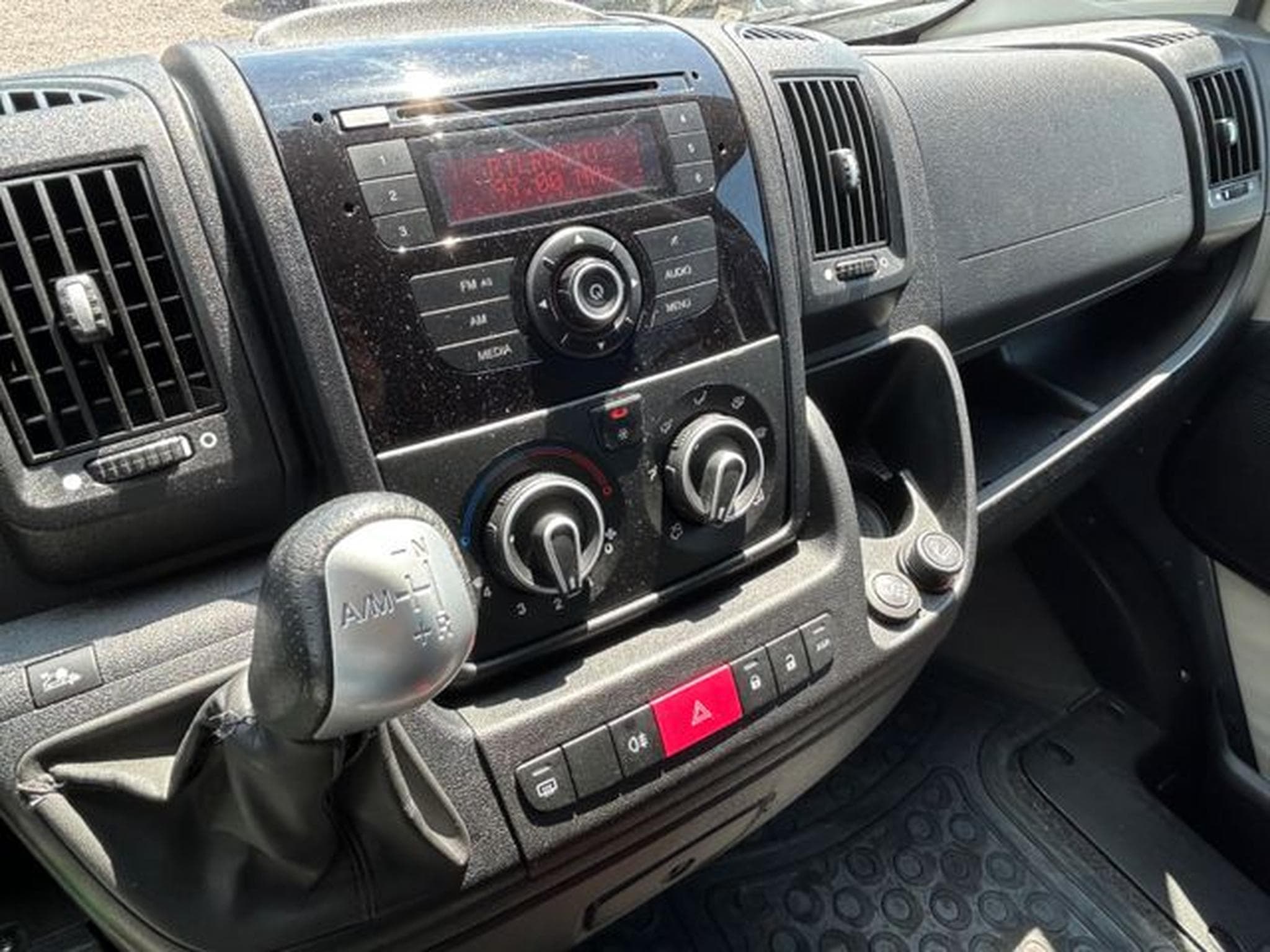 Fiat Ducato Ducato 250 *9-Sitzer*Automatik*Spezial*Euro5* (2014) - Photo 16