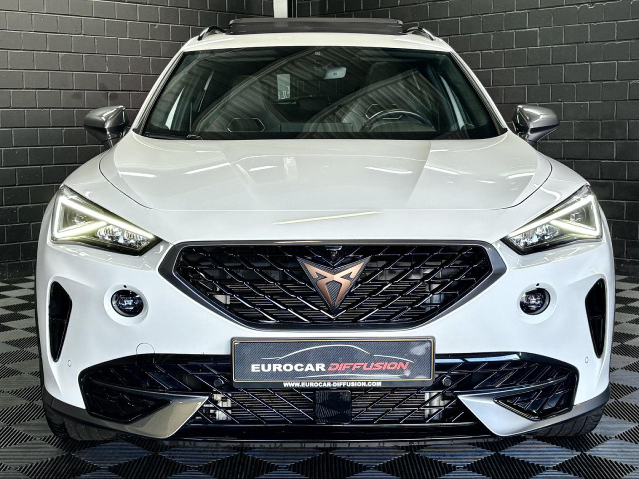 Cupra Formentor VZ 245CV eHybrid DSG6 *PANO* *ACC* HAYON * ALARME* (2022) - Photo 2