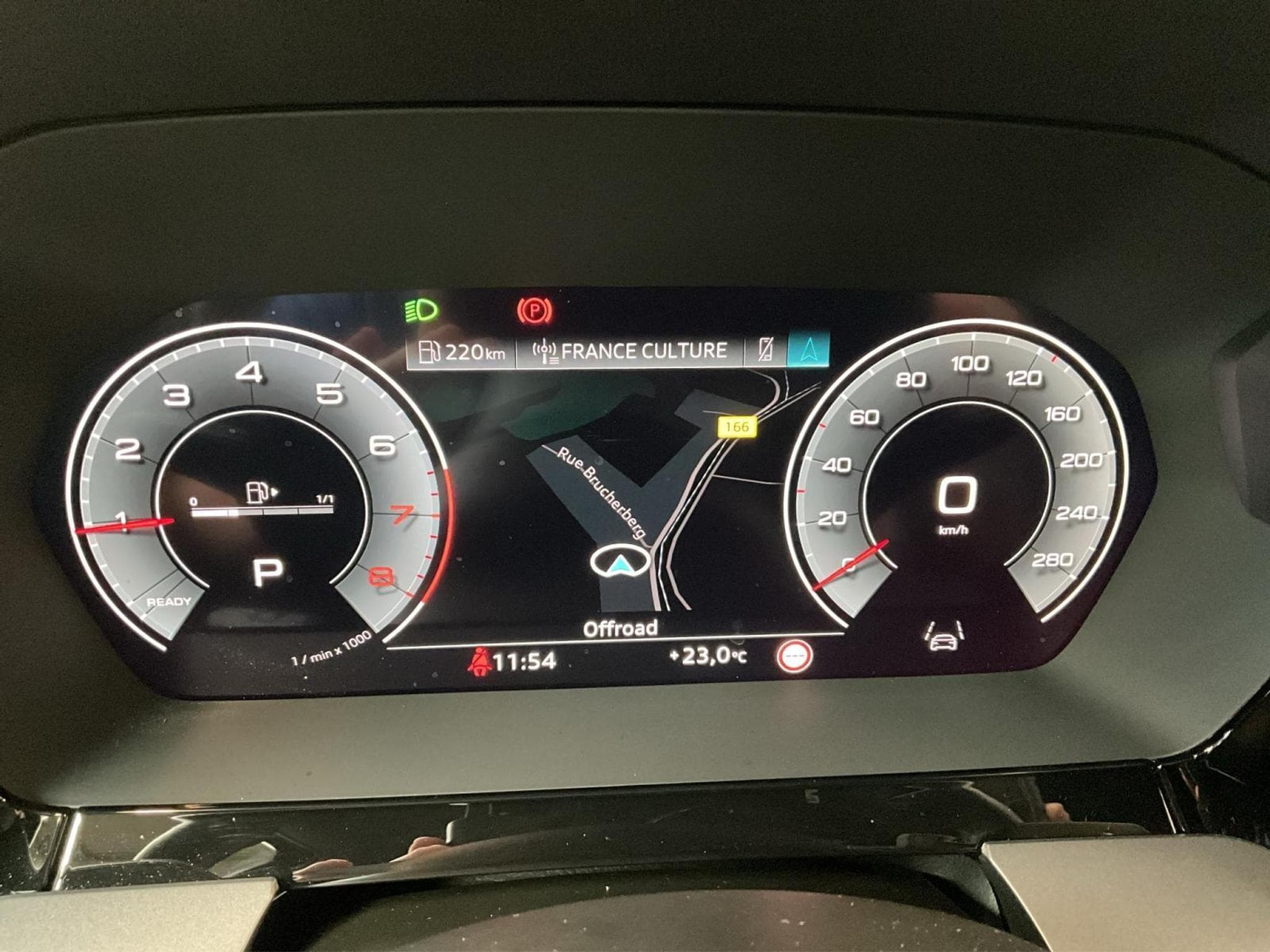 Audi A3 SB+Advanced+30TFSI+S-Tronic (2025) - Photo 13