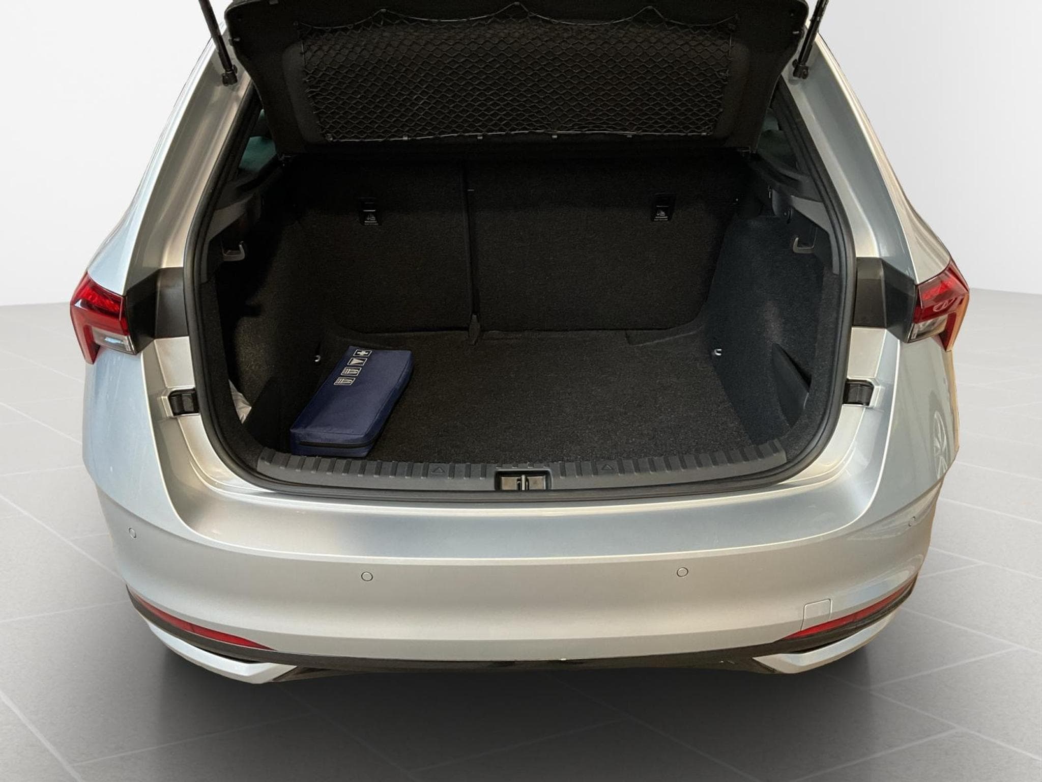 Skoda Scala Monte-Carlo+BVM+LED+Navi (2025) - Photo 17