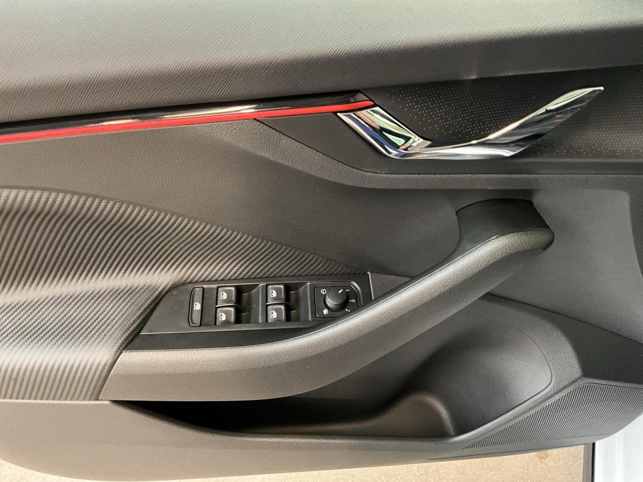 Skoda Scala Monte-Carlo+BVM+LED+Navi (2025) - Photo 10