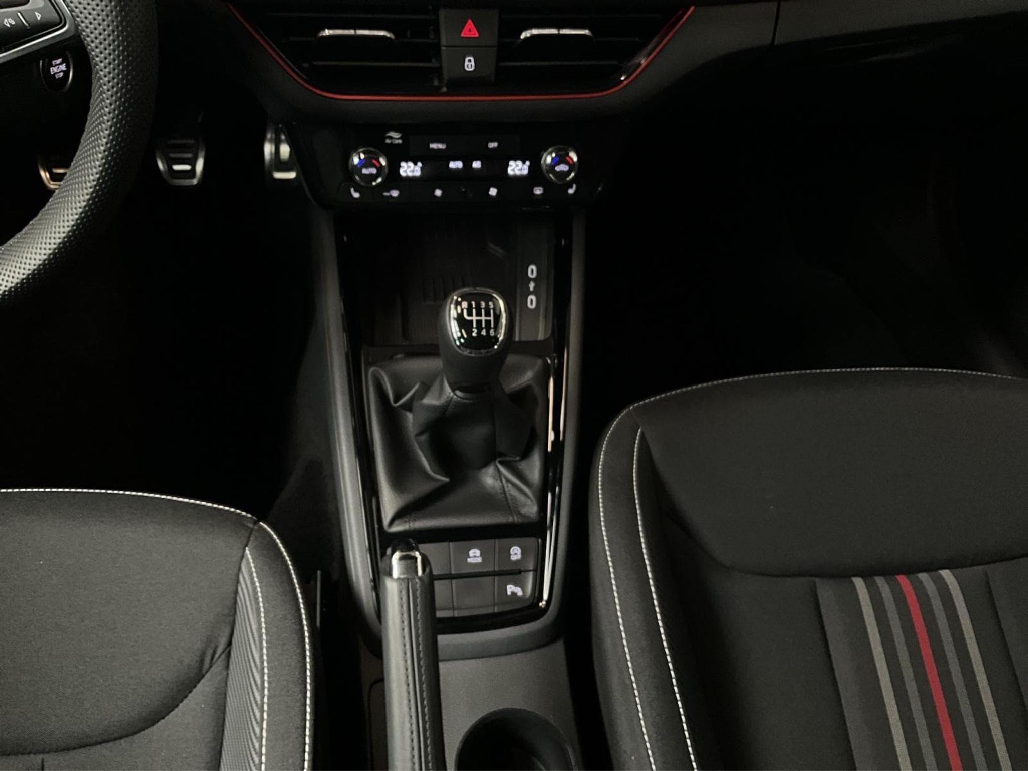 Skoda Scala Monte-Carlo+BVM+LED+Navi (2025) - Photo 16