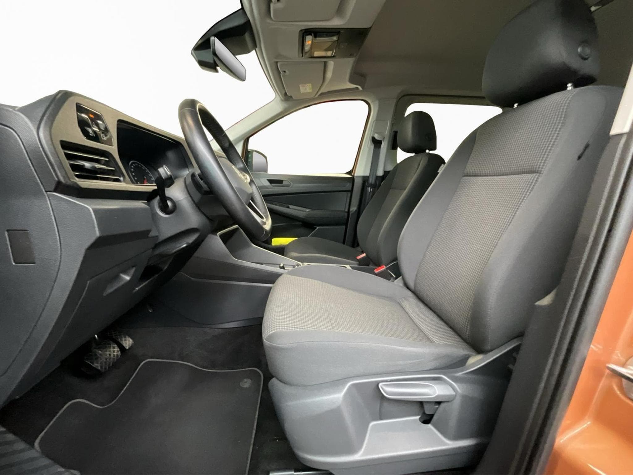 VW Caddy Maxi+DSG+Navi+LM16+DAB+ (2024) - Photo 9