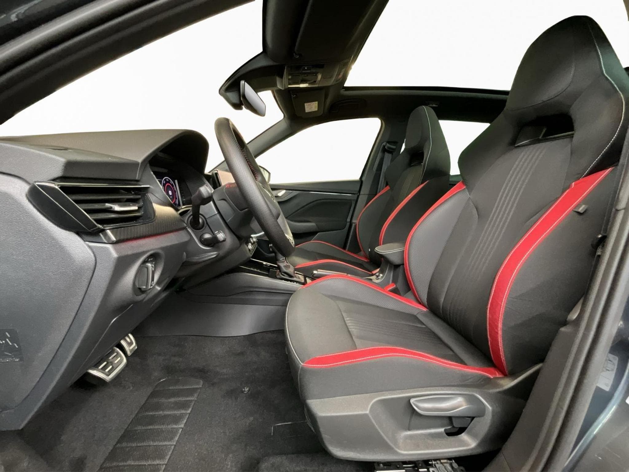 Skoda Kamiq Monte-Carlo+DSG+Kessy+AHK+Navi+LED (2021) - Photo 9