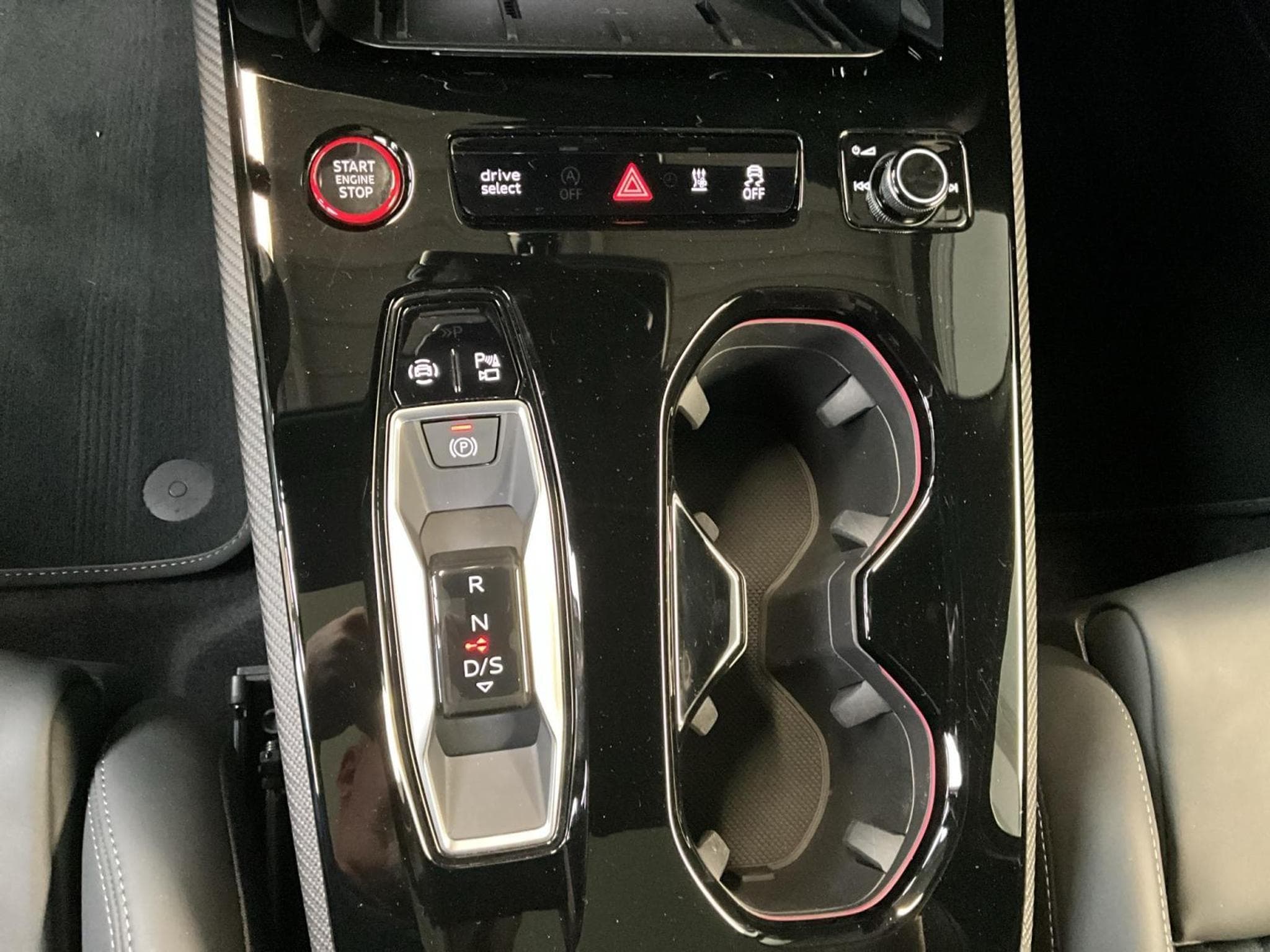 Audi S5 Avant+Quattro+TechPro+AHK+Pano (2025) - Photo 12