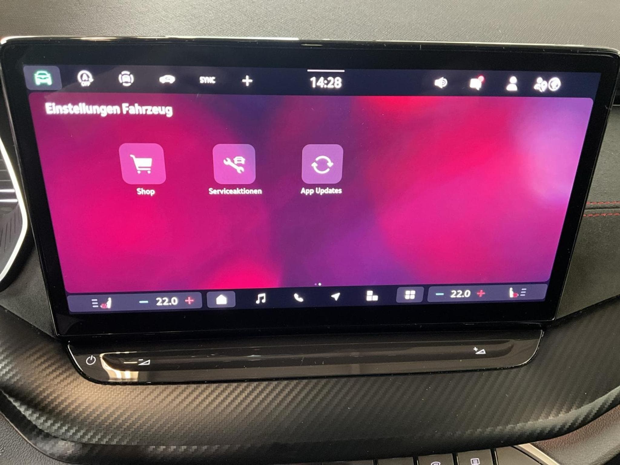 Skoda Octavia RS+DSG+LED+NAVI+DAB+LM19+Pano+360° (2025) - Photo 20