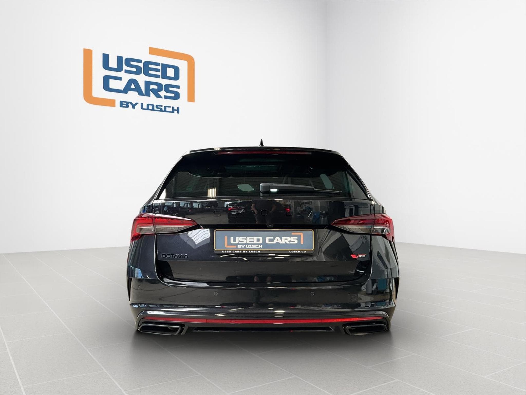 Skoda Octavia RS+DSG+LED+NAVI+DAB+LM19+Pano+360° (2025) - Photo 7