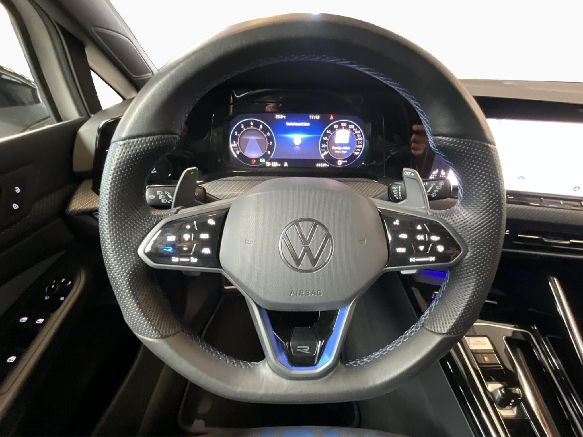 VW Golf R-Performance+DSG+4M+Black-Style+Akra (2023) - Photo 10