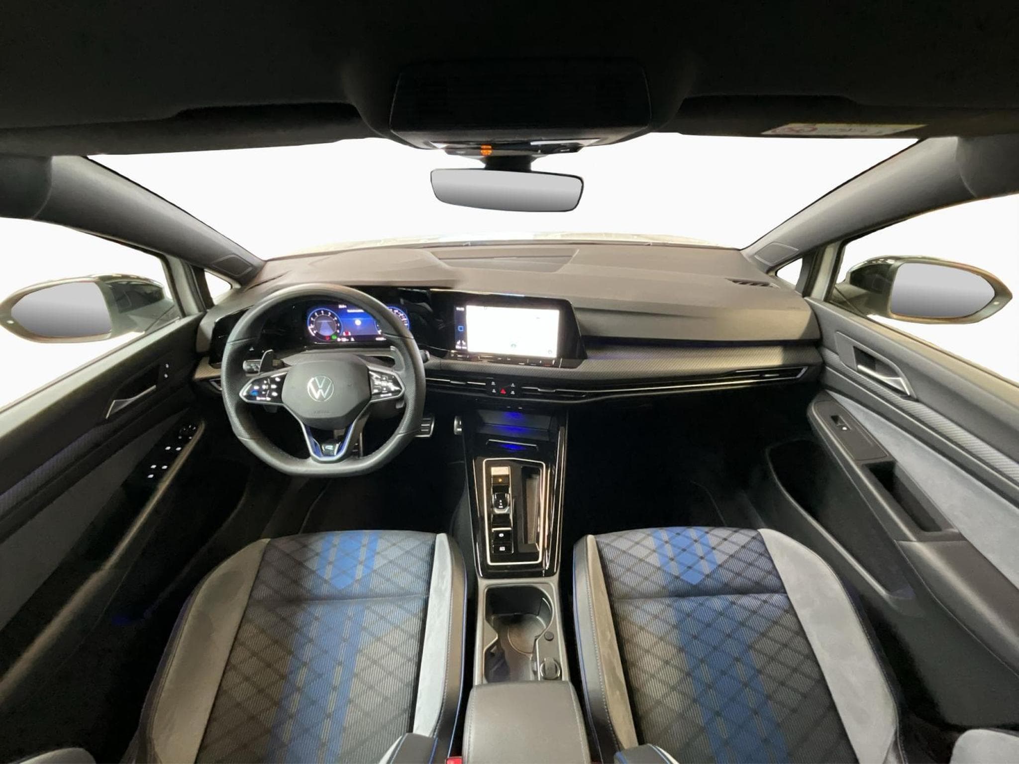 VW Golf R-Performance+DSG+4M+Black-Style+Akra (2023) - Photo 2