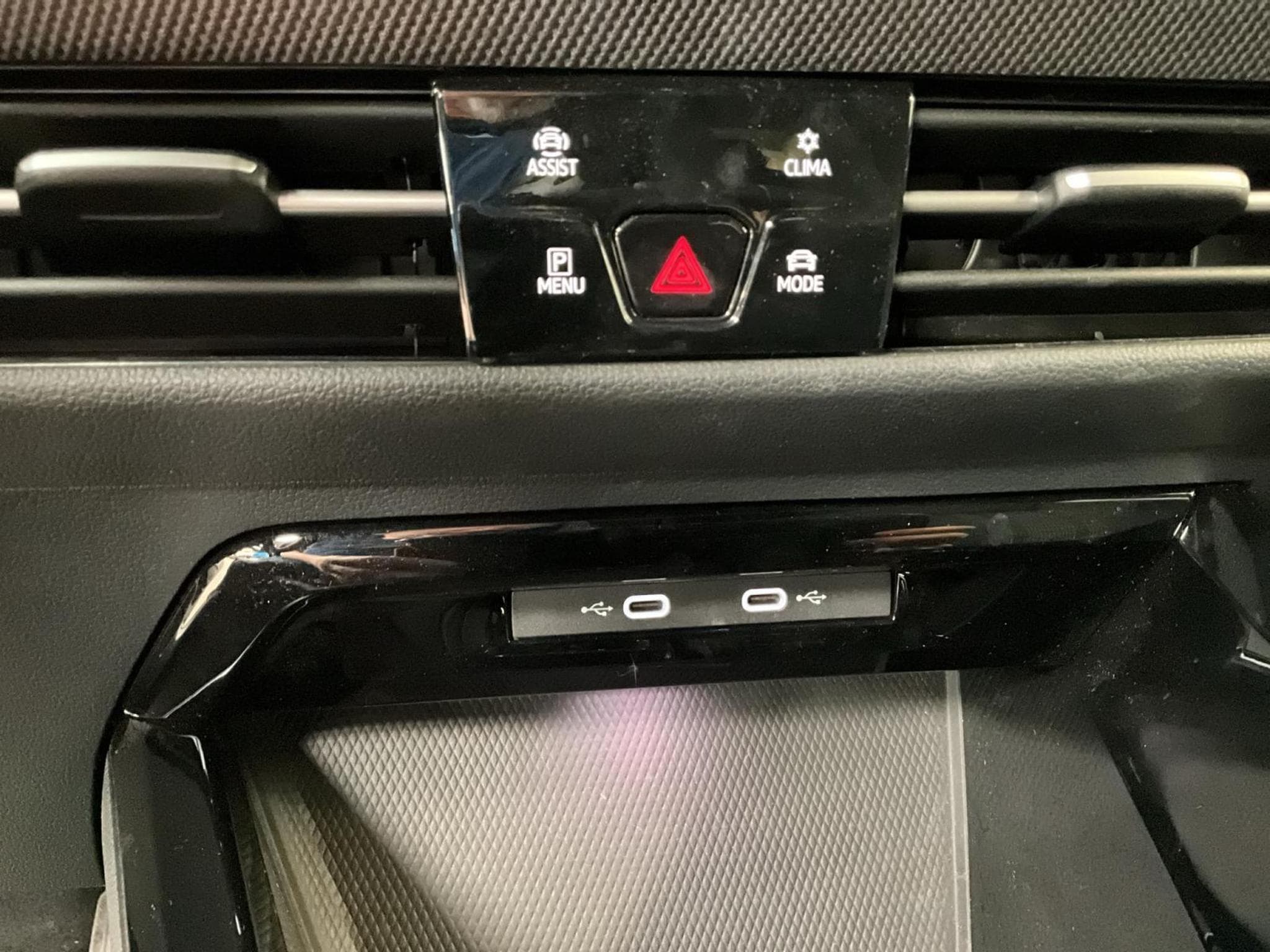 VW Golf R-line+DSG+TDI+P.Assi.+LM18+P.Tech.+Pano (2025) - Photo 20