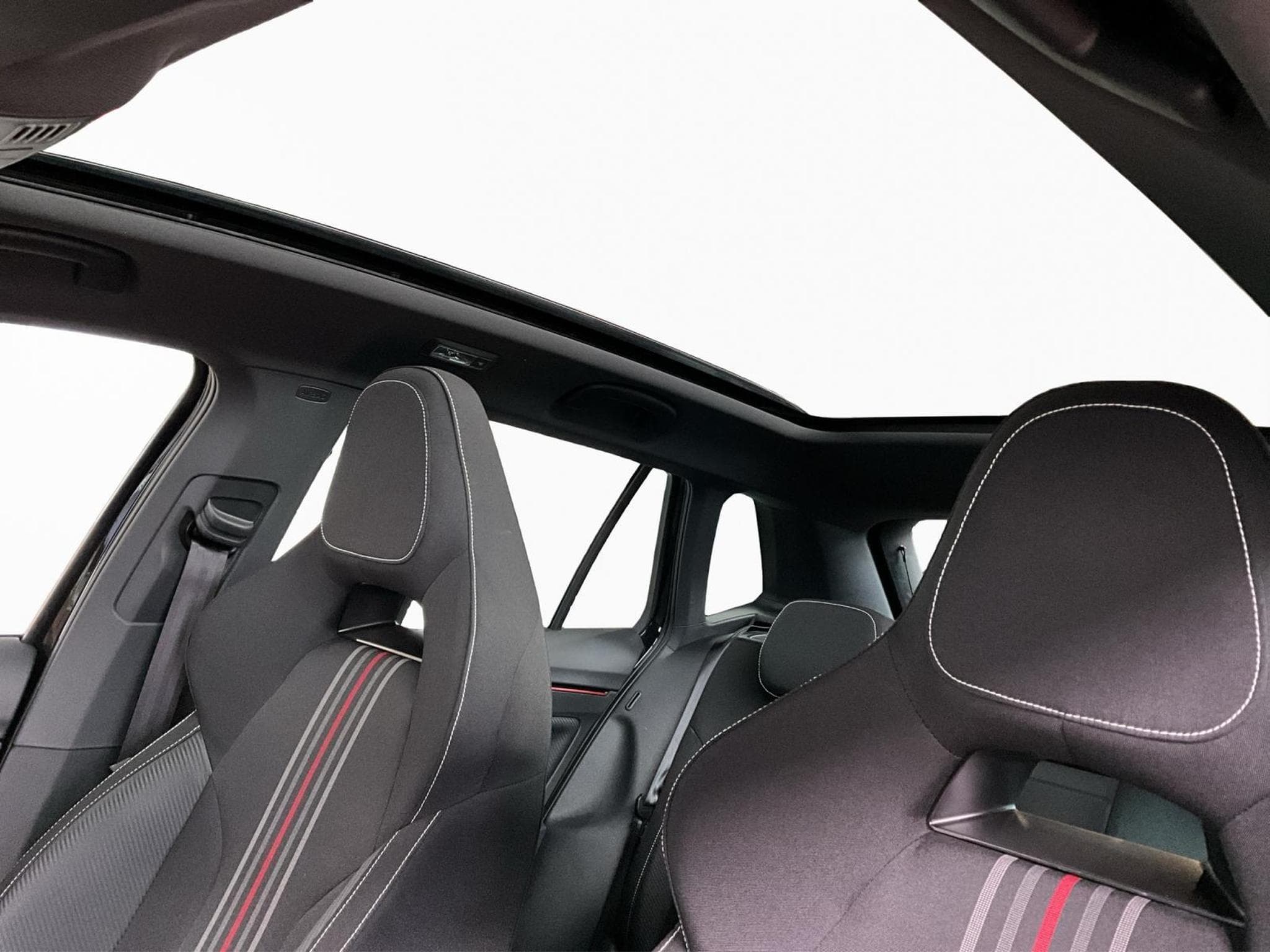 Skoda Kamiq Monte-Carlo+DSG+Led+Pano+Navi+DAB+ (2025) - Photo 15