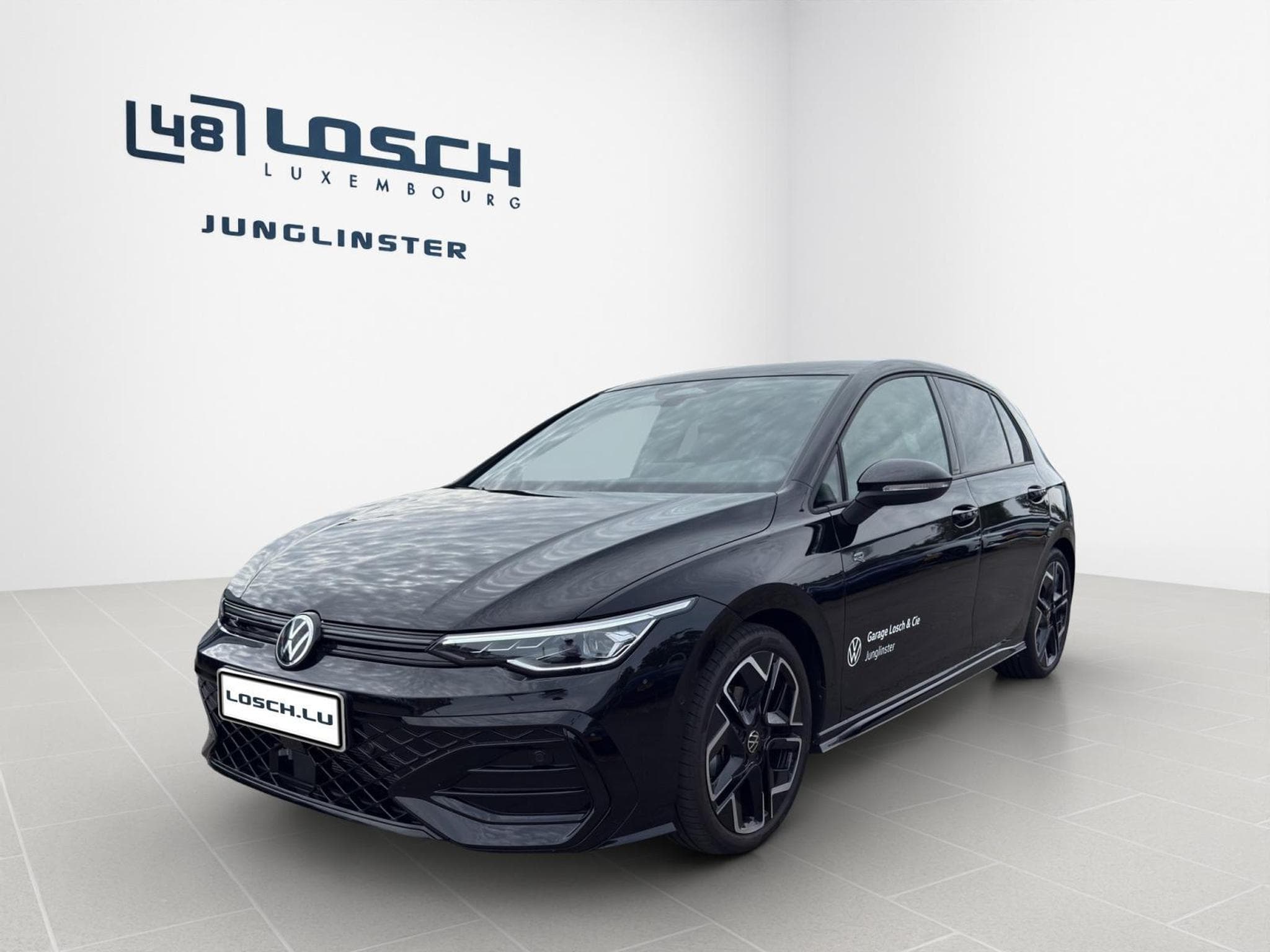 VW Golf R-Line (2026) - Photo 4