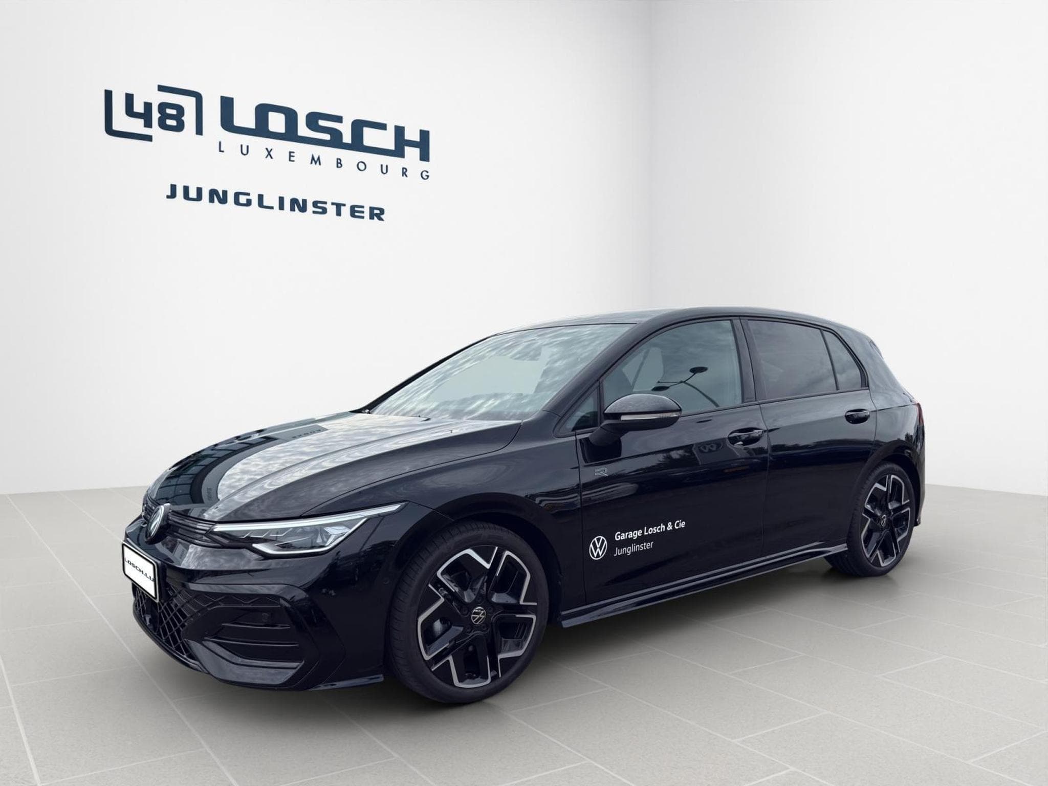 VW Golf R-Line (2026) - Photo 5