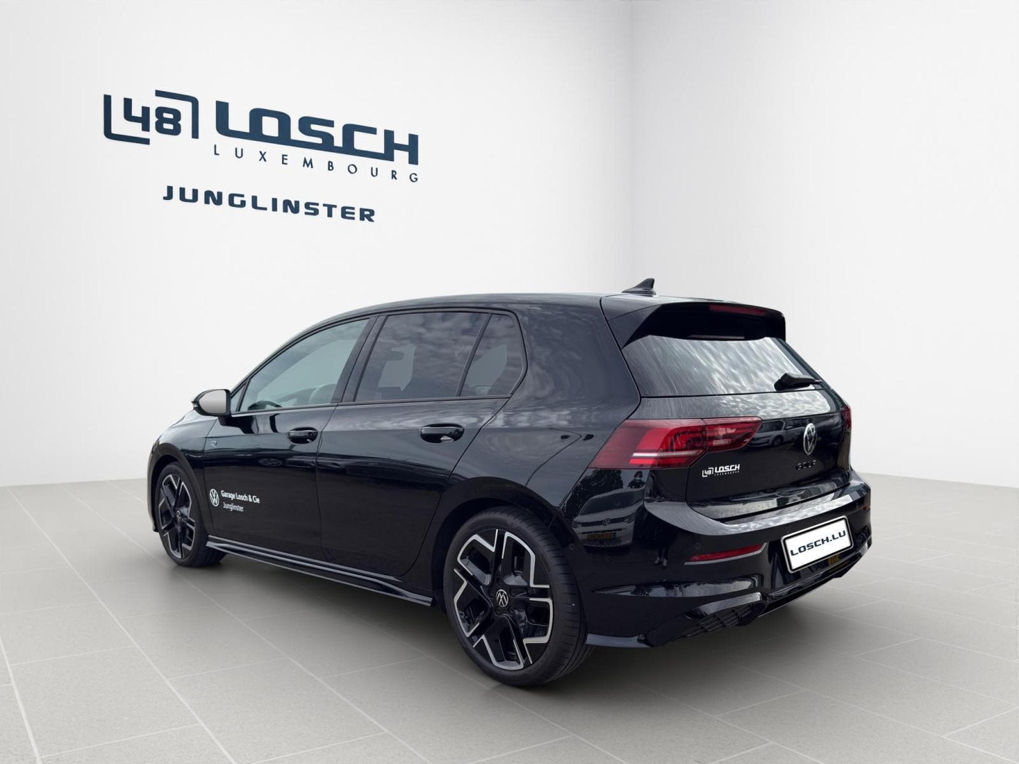 VW Golf R-Line (2026) - Photo 6
