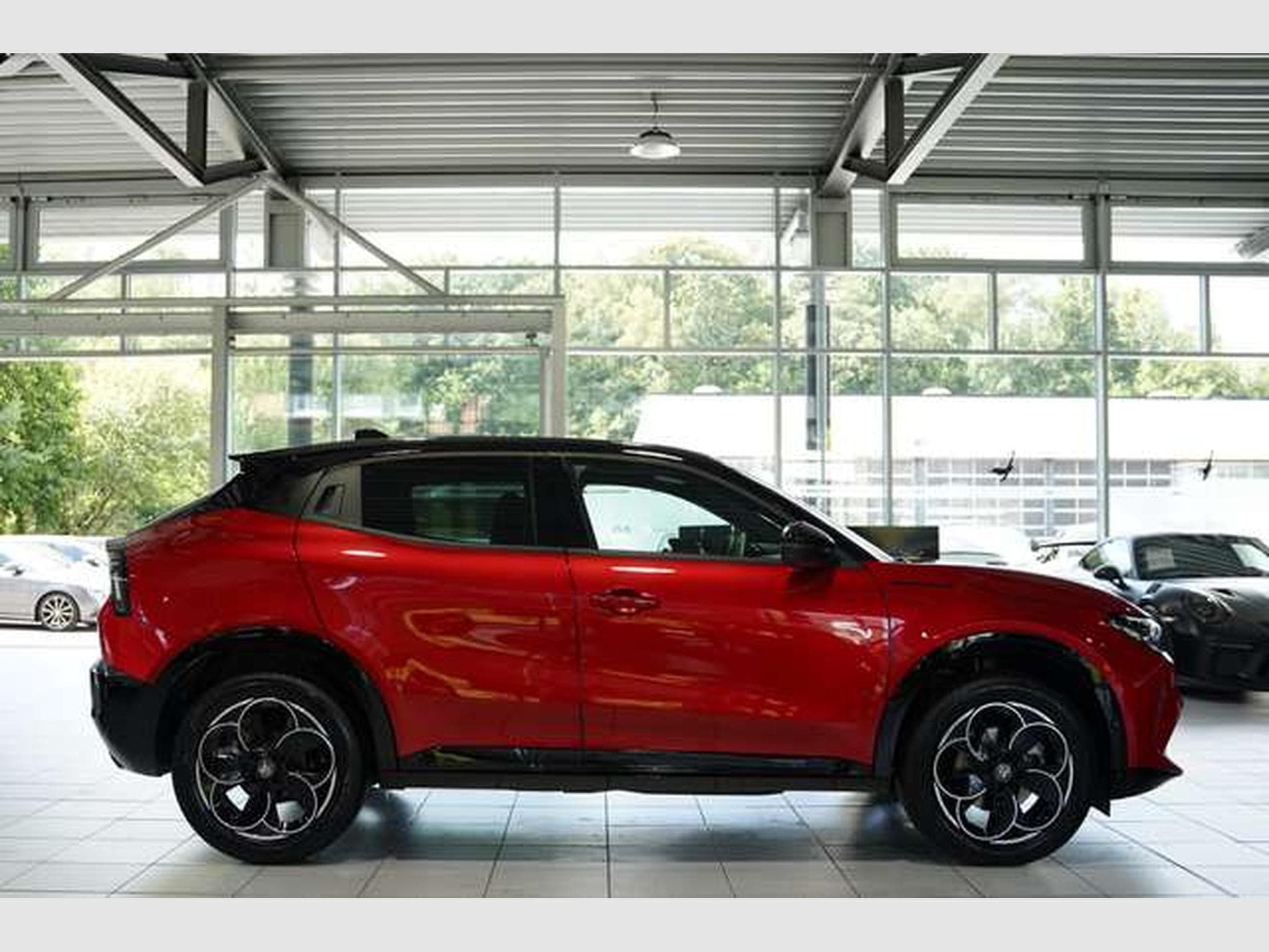 Alfa-Romeo Junior Ibrida 1.2 VGT 48V-Hybrid *1.Hand *MwSt (2025) - Photo 7