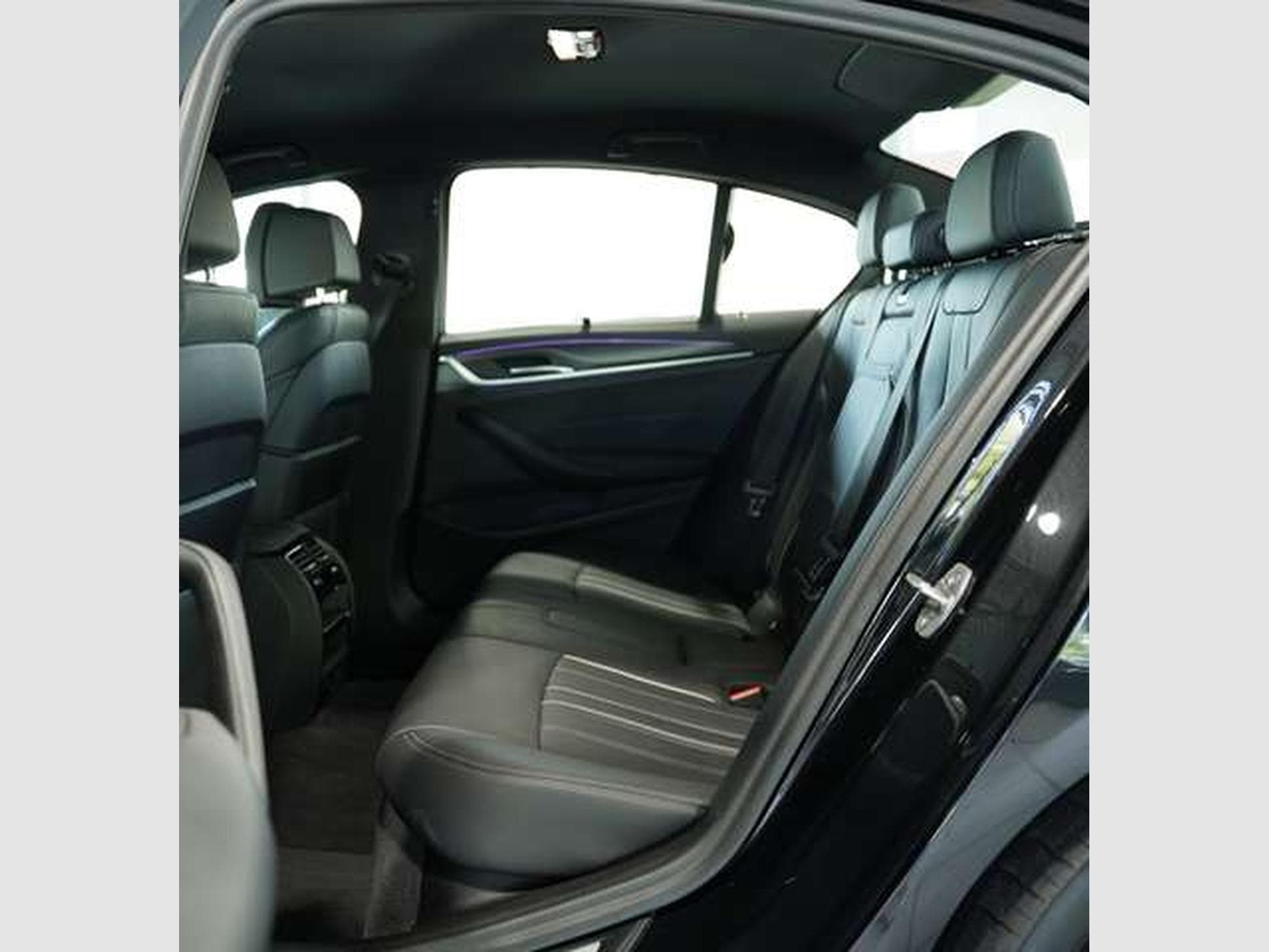 BMW 540 i xDrive Limousine M Sport 2.H *Memory *ACC (2022) - Photo 18