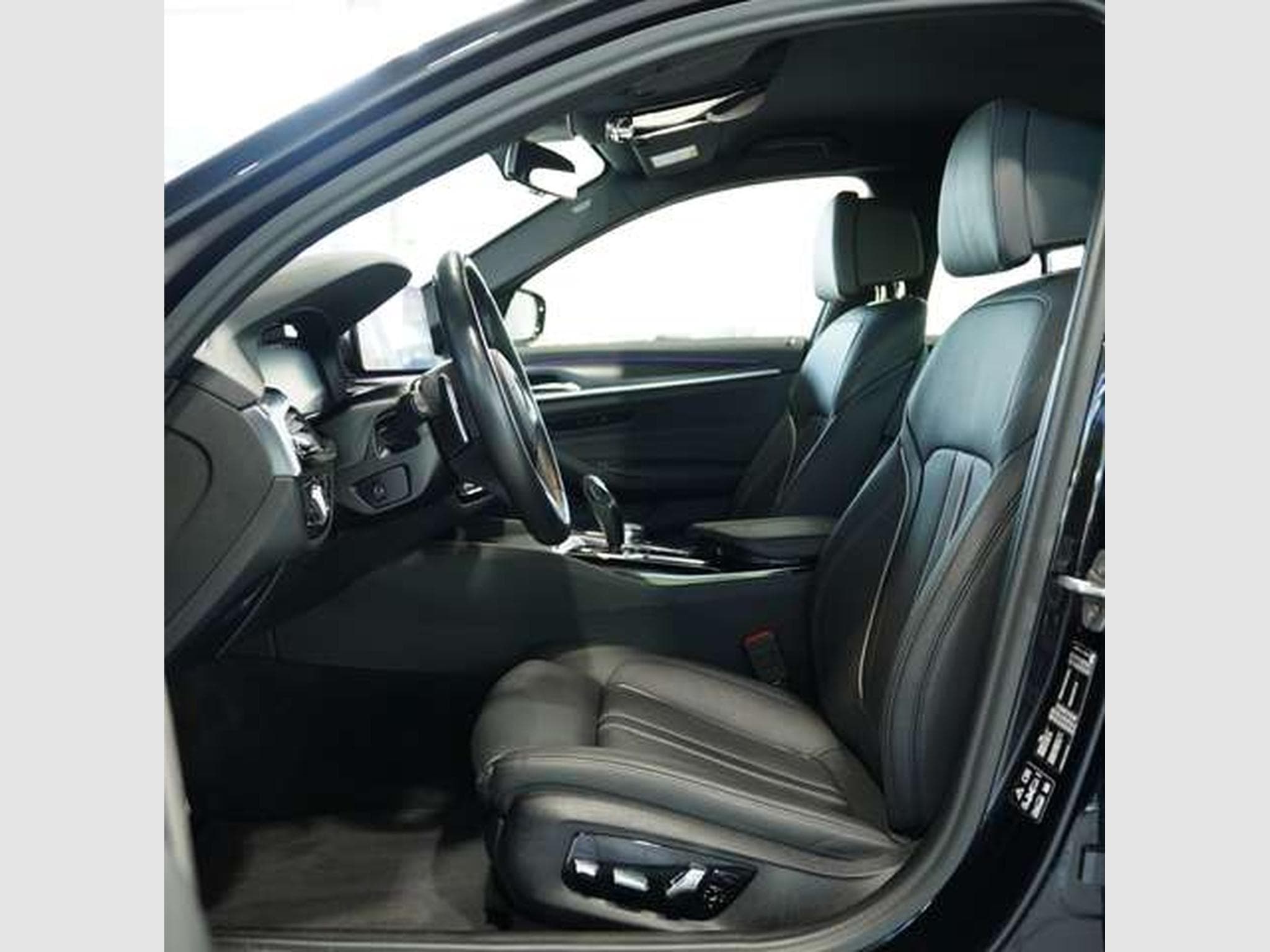 BMW 540 i xDrive Limousine M Sport 2.H *Memory *ACC (2022) - Photo 19