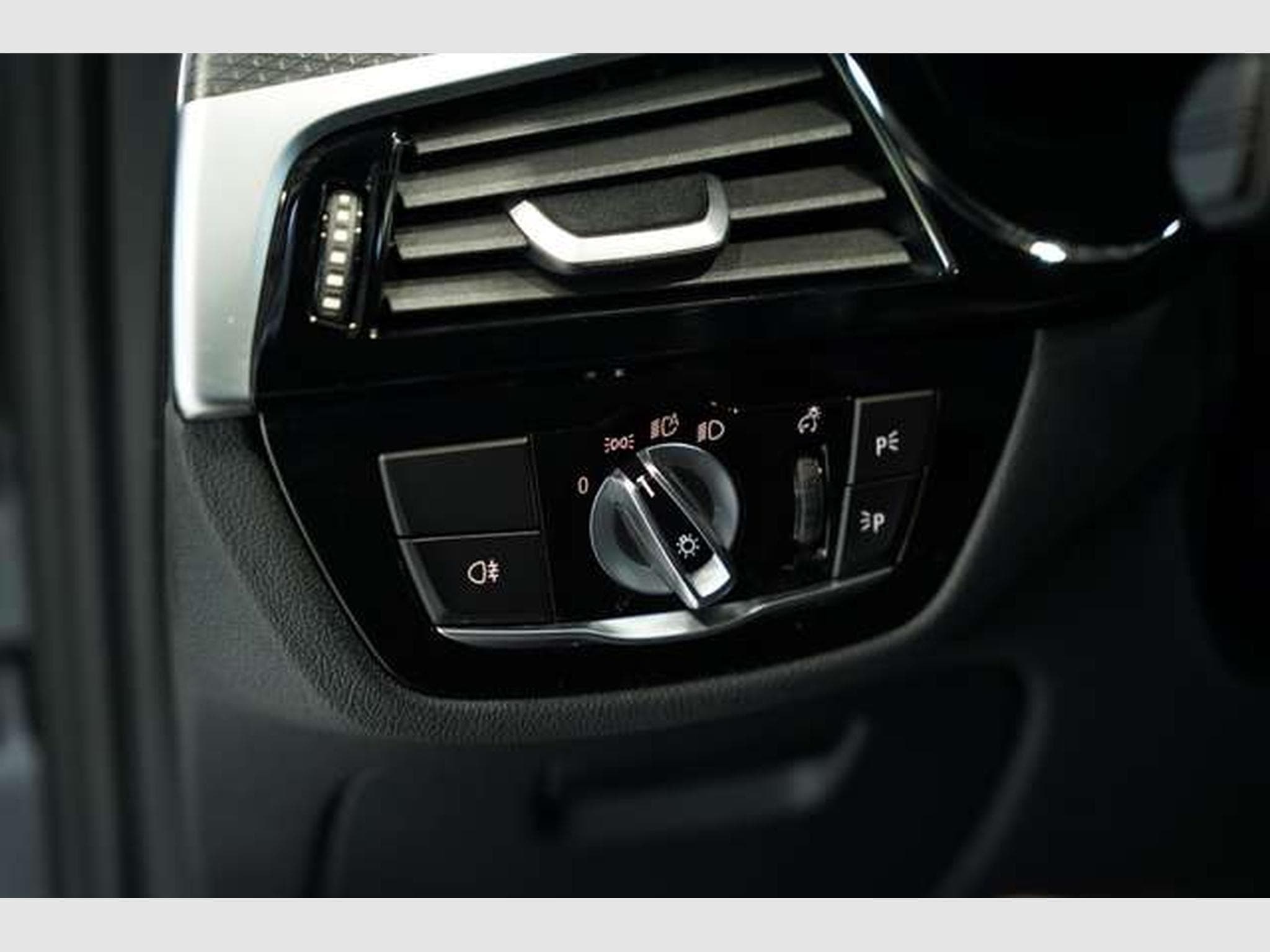 BMW 540 i xDrive Limousine M Sport 2.H *Memory *ACC (2022) - Photo 22