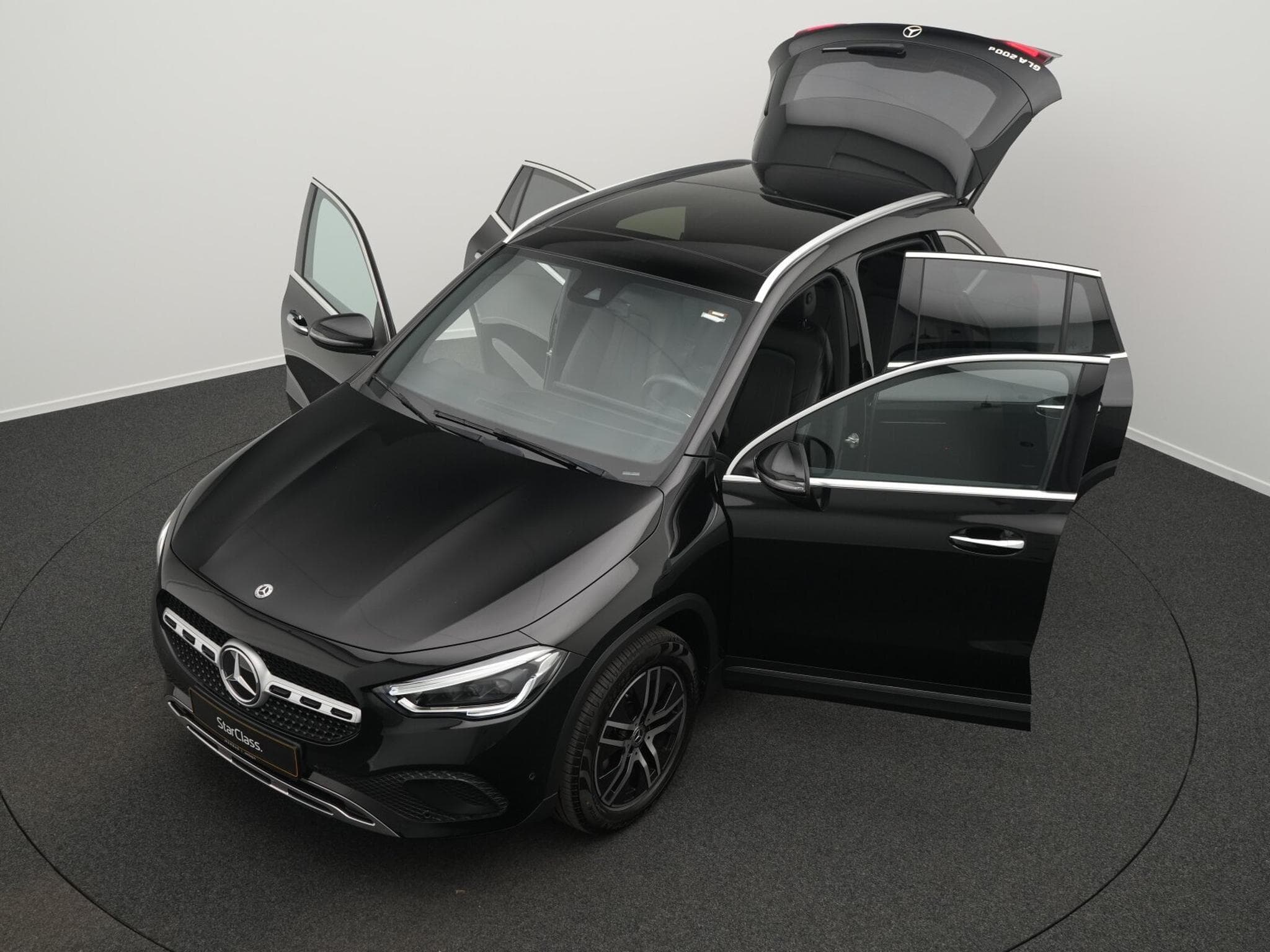 Mercedes GLA 200 d Progressive Multi+Pano+Totw+Kamera (2020) - Photo 12