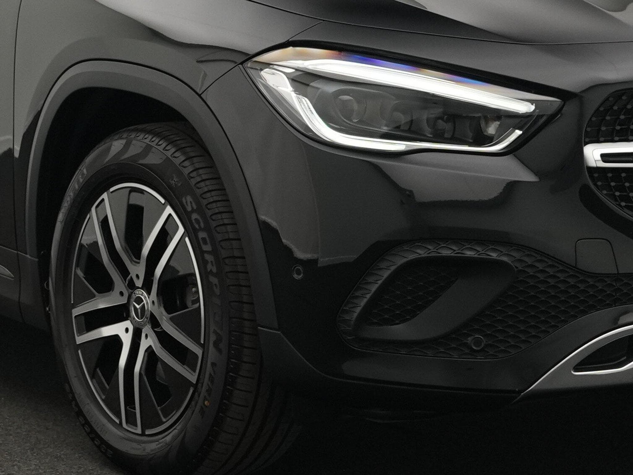 Mercedes GLA 200 d Progressive Multi+Pano+Totw+Kamera (2020) - Photo 7