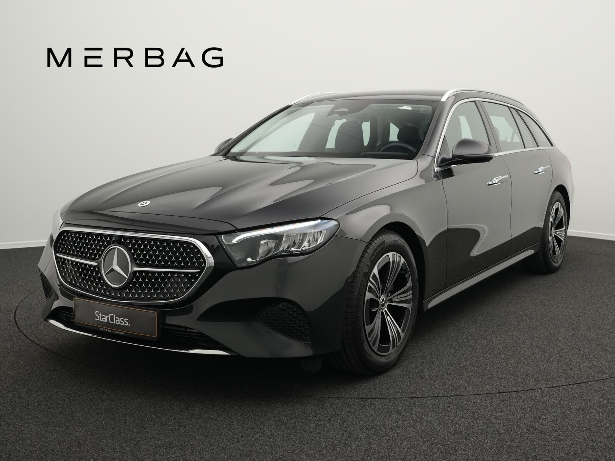 Mercedes E 220 d T Avantgarde LED+Kamera+AHK+Apple (2025) - Photo 1