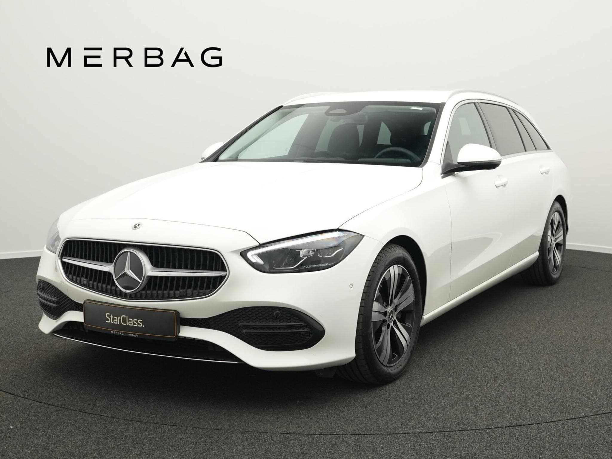 Mercedes C 200 d T Avantgarde LED+Kamera+AHK+EasyPack (2025) - Photo 1