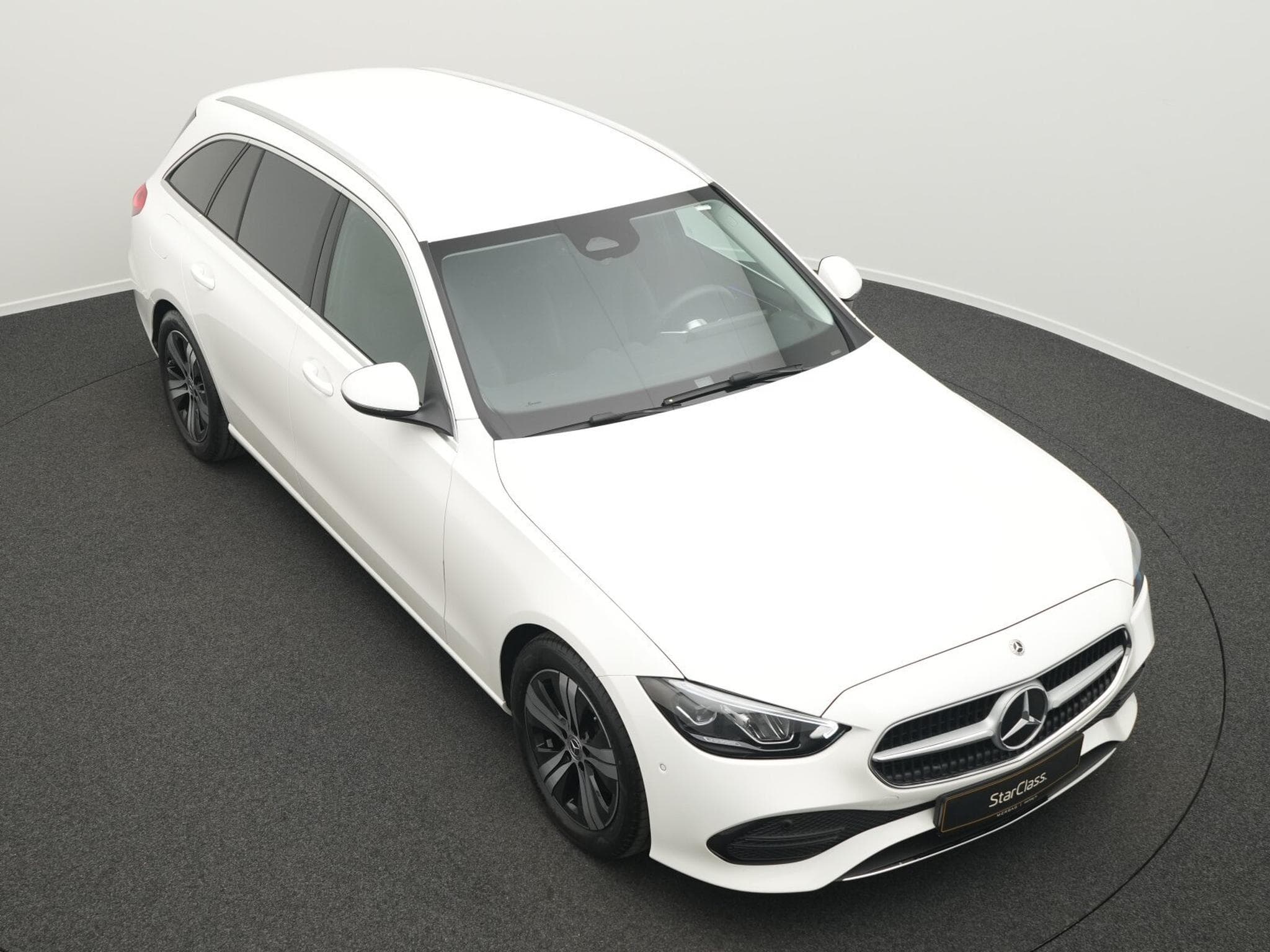 Mercedes C 200 d T Avantgarde LED+Kamera+AHK+EasyPack (2025) - Photo 10