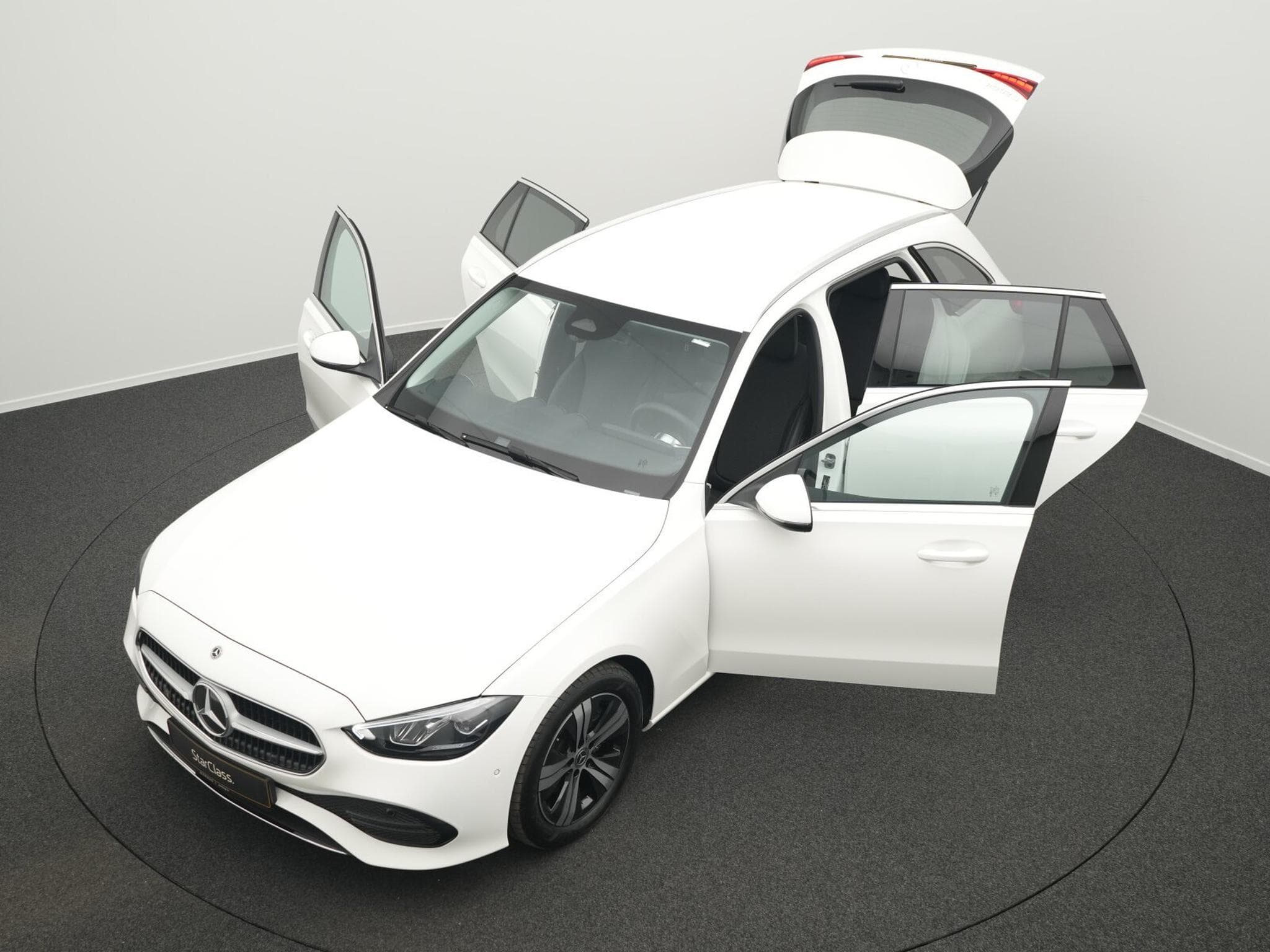 Mercedes C 200 d T Avantgarde LED+Kamera+AHK+EasyPack (2025) - Photo 12