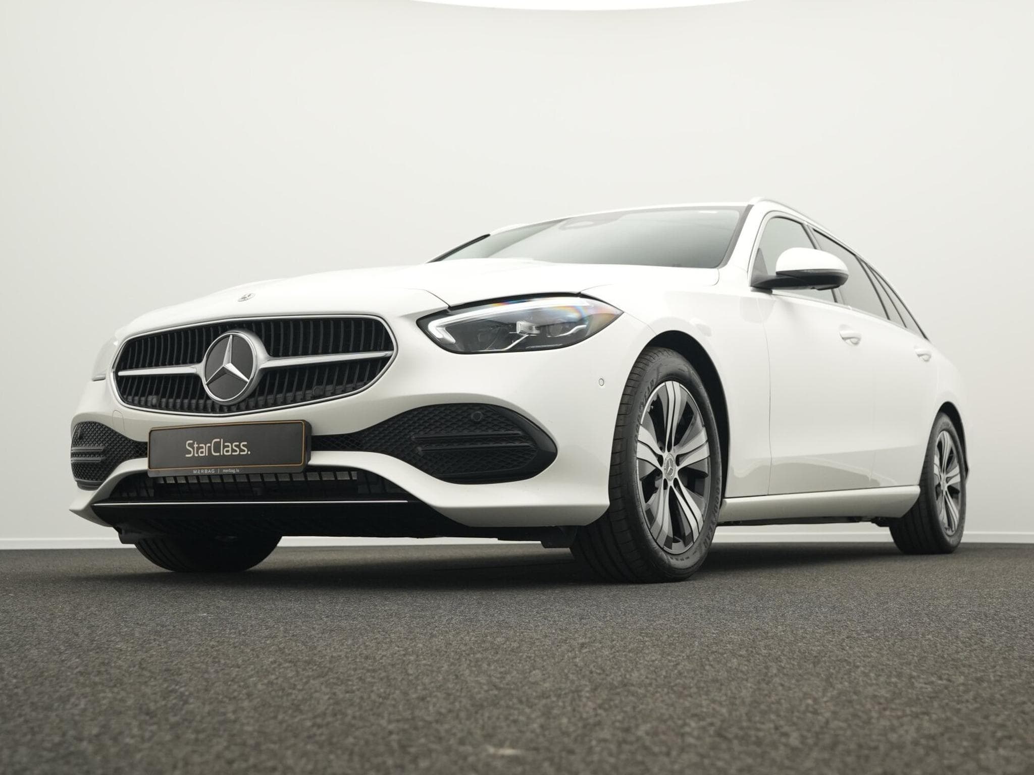 Mercedes C 200 d T Avantgarde LED+Kamera+AHK+EasyPack (2025) - Photo 8