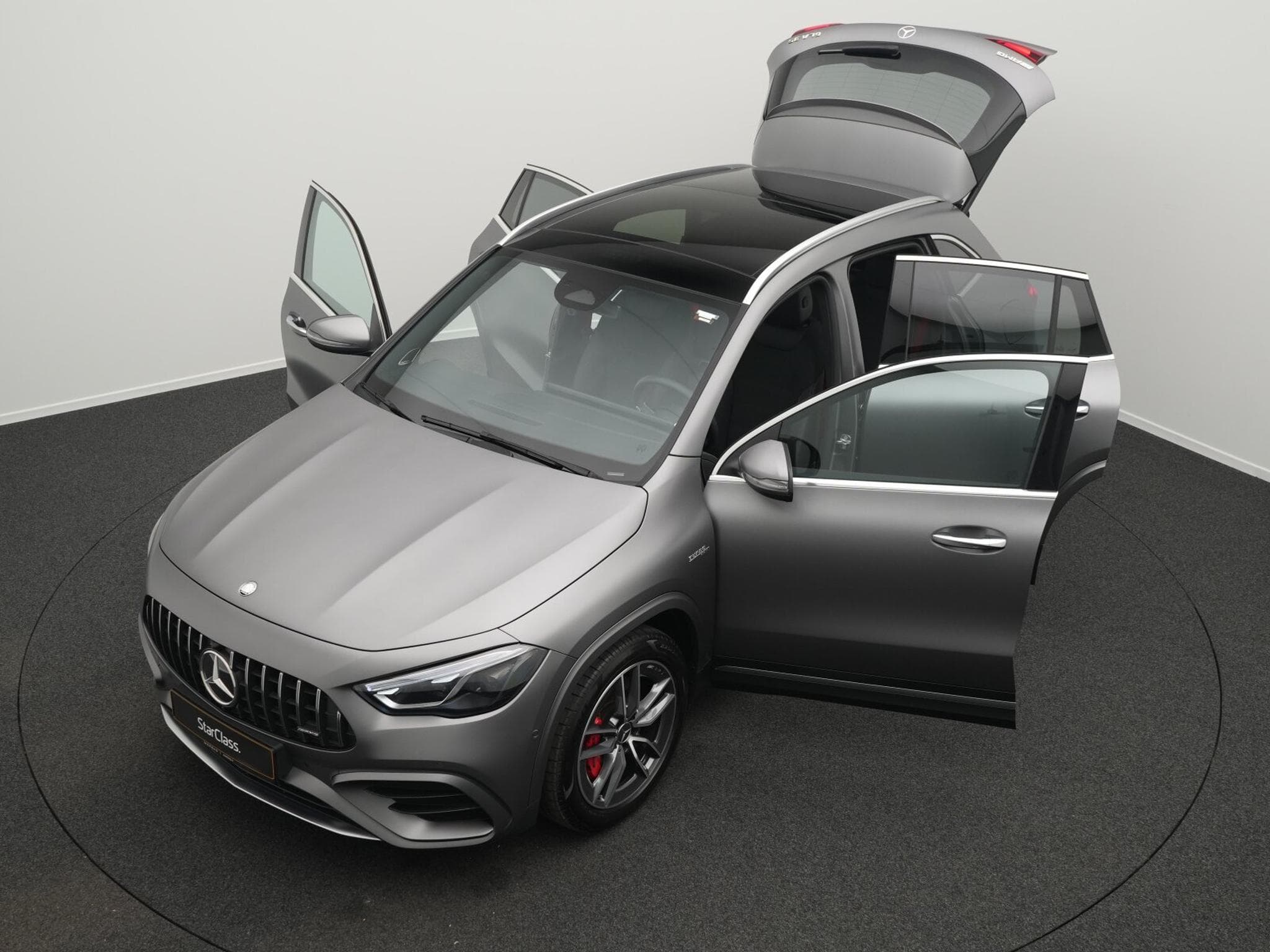 Mercedes GLA 35 AMG Mercedes-AMG GLA 35 4MATIC Multi+Pano+Burm+EasyPack (2025) - Photo 12