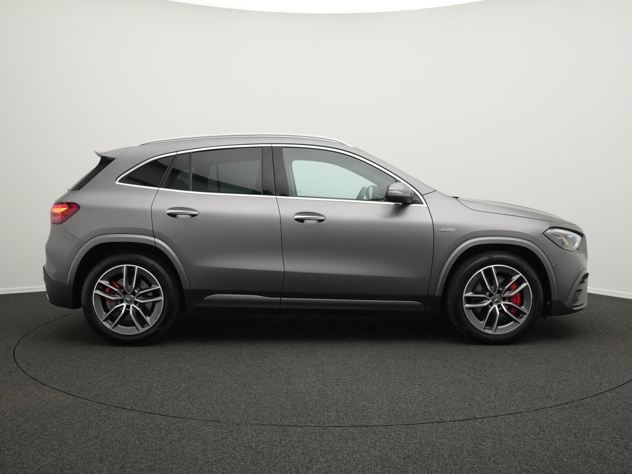 Mercedes GLA 35 AMG Mercedes-AMG GLA 35 4MATIC Multi+Pano+Burm+EasyPack (2025) - Photo 5