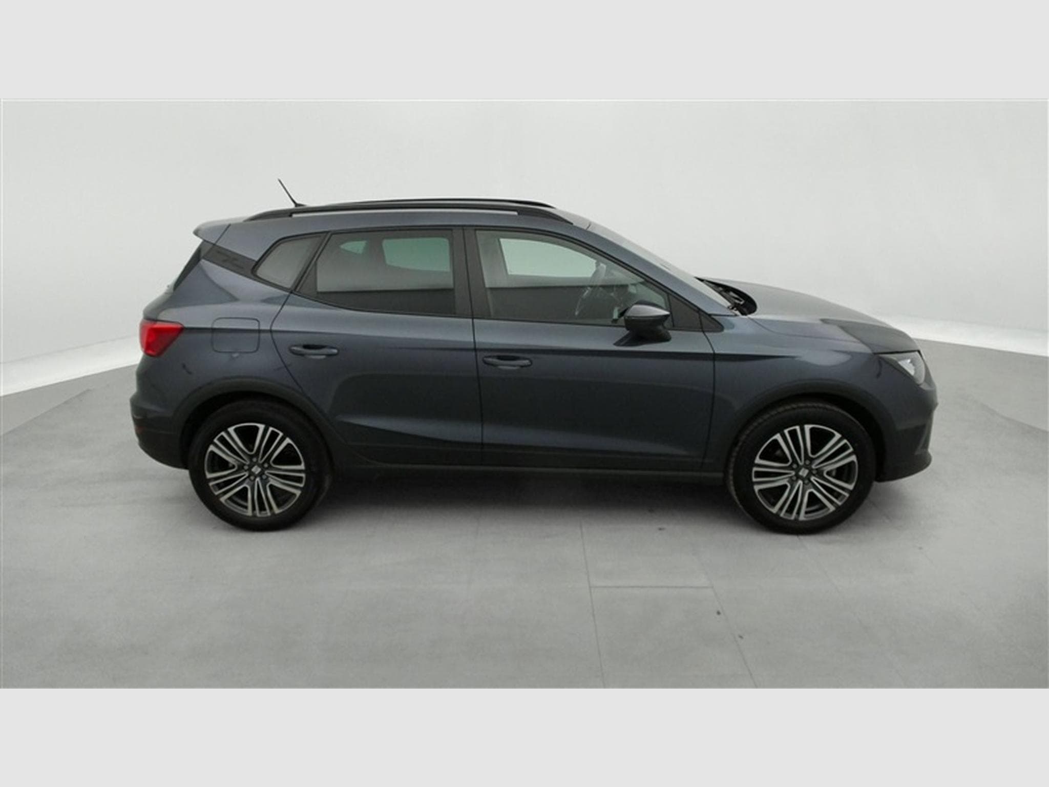 Seat Arona 1.0 TSI Move! DSG NAVI / FULL LED / CARPLAY (2024) - Photo 23