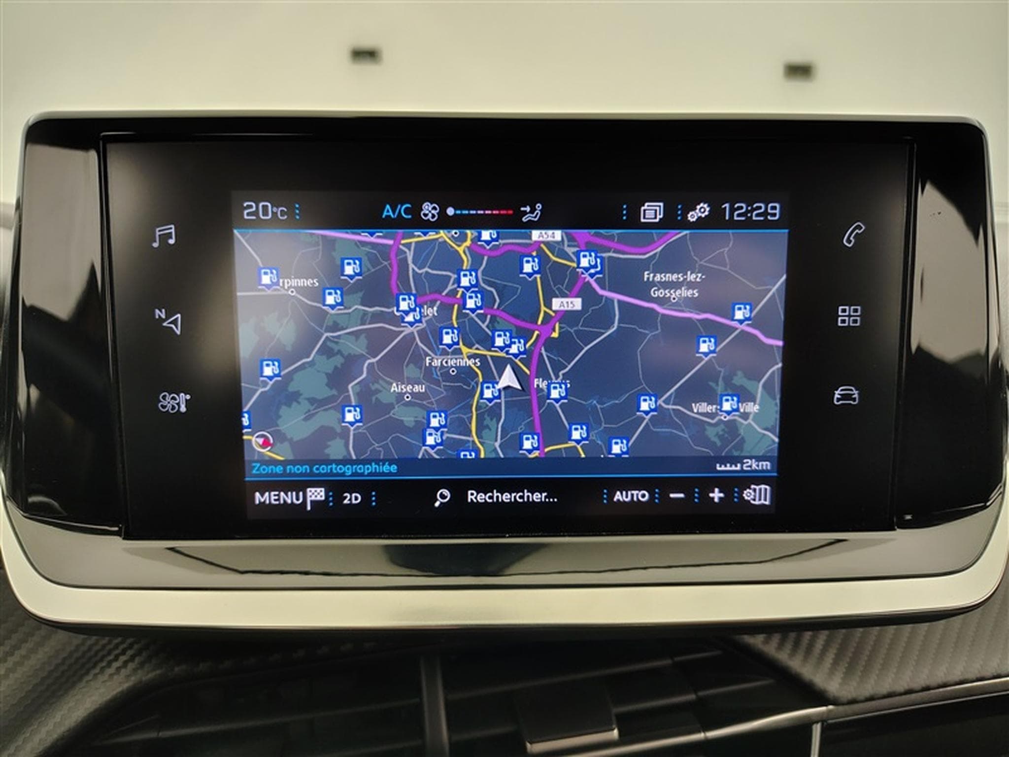 Peugeot 208 1.2i PureTech 100Cv EAT8 Style NAVI / FULL LED / PDC (2023) - Photo 11