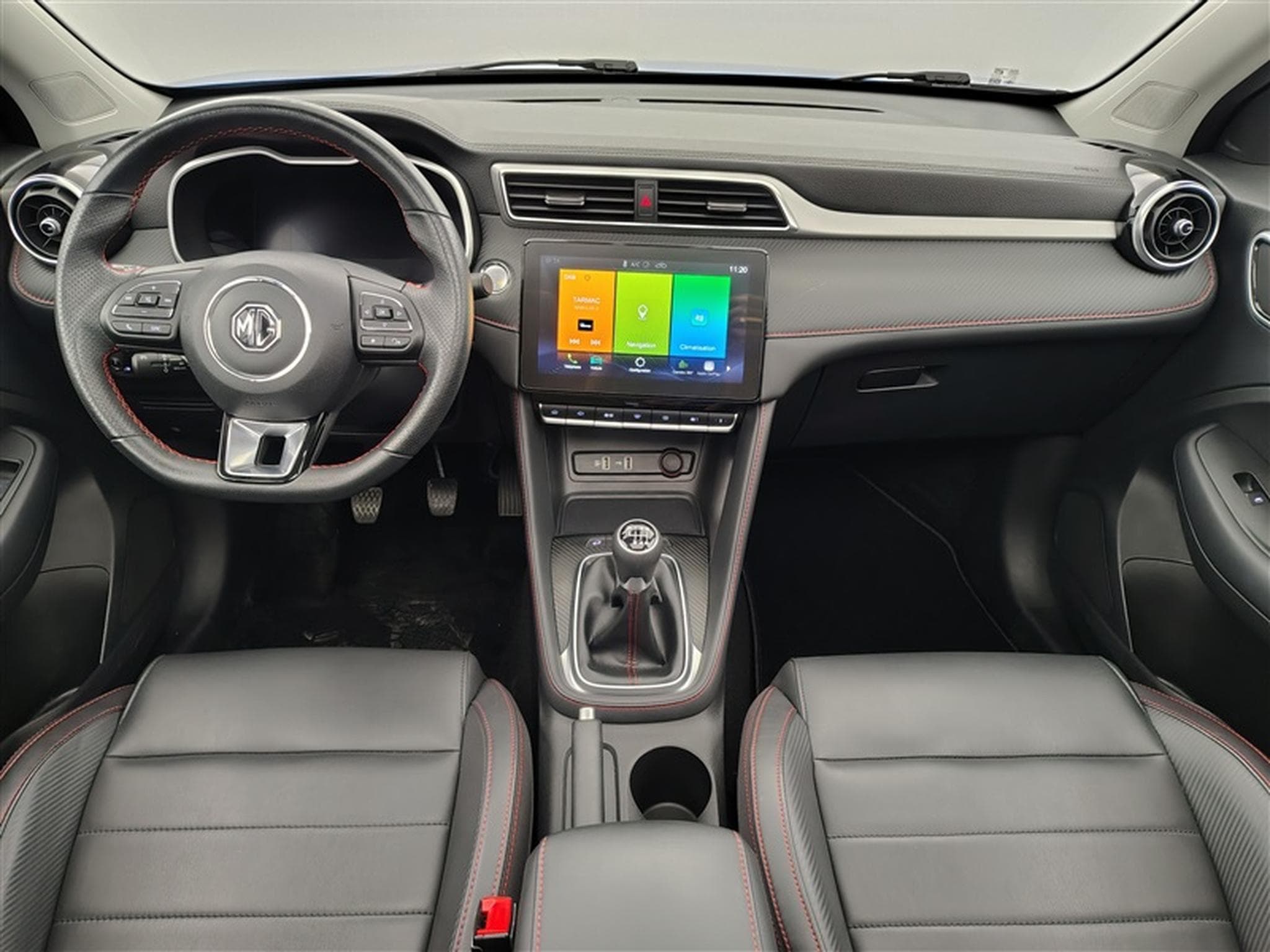 MG ZS 1.0 T-GDi Luxury (2023) - Photo 8