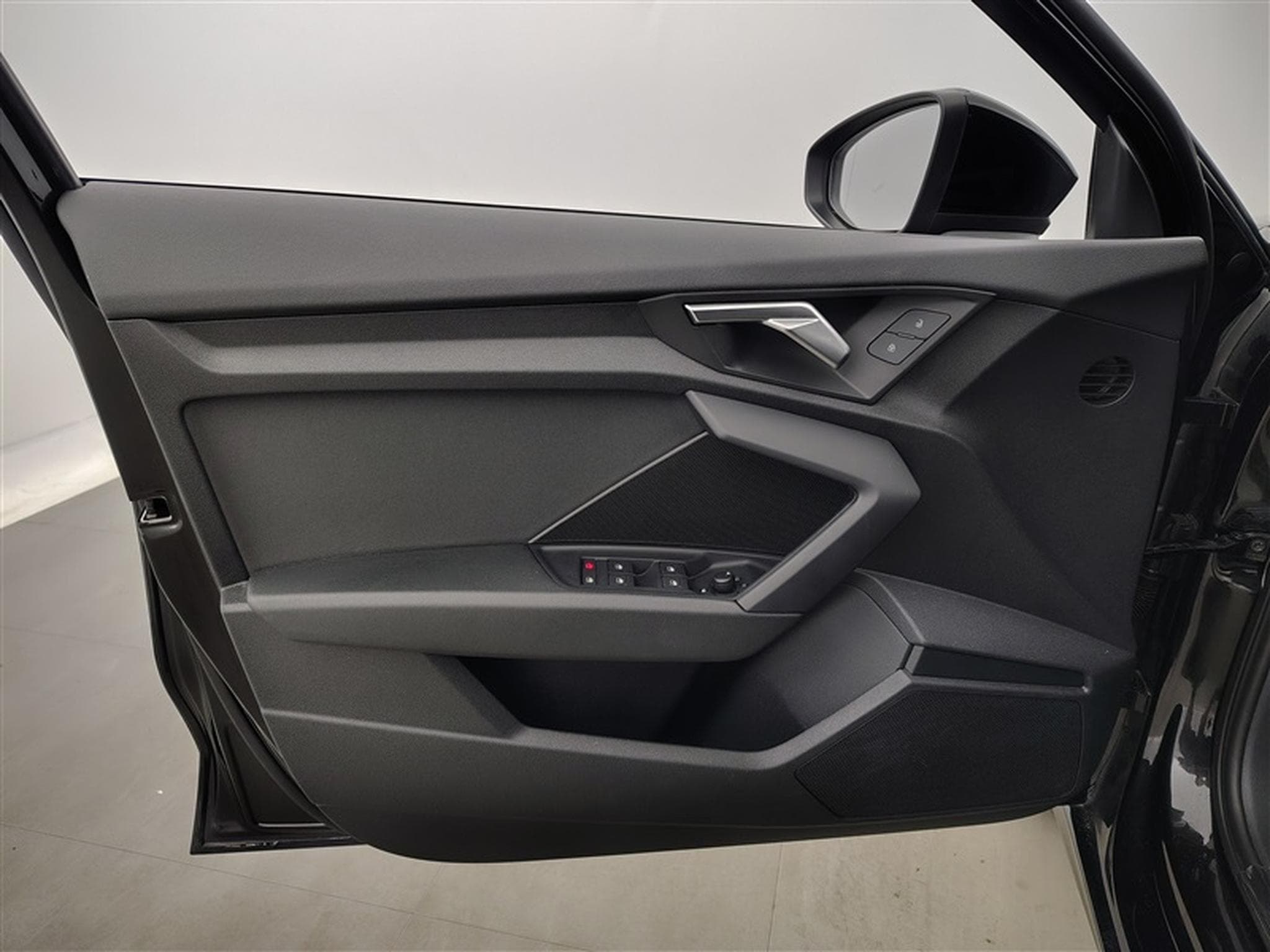 Audi A3 30 TDi  Navi Cockpit / Led / PDC (2023) - Photo 16
