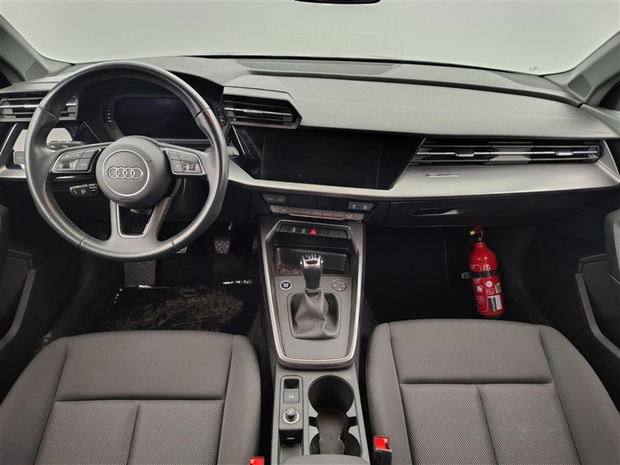 Audi A3 30 TDi  Navi Cockpit / Led / PDC (2023) - Photo 8