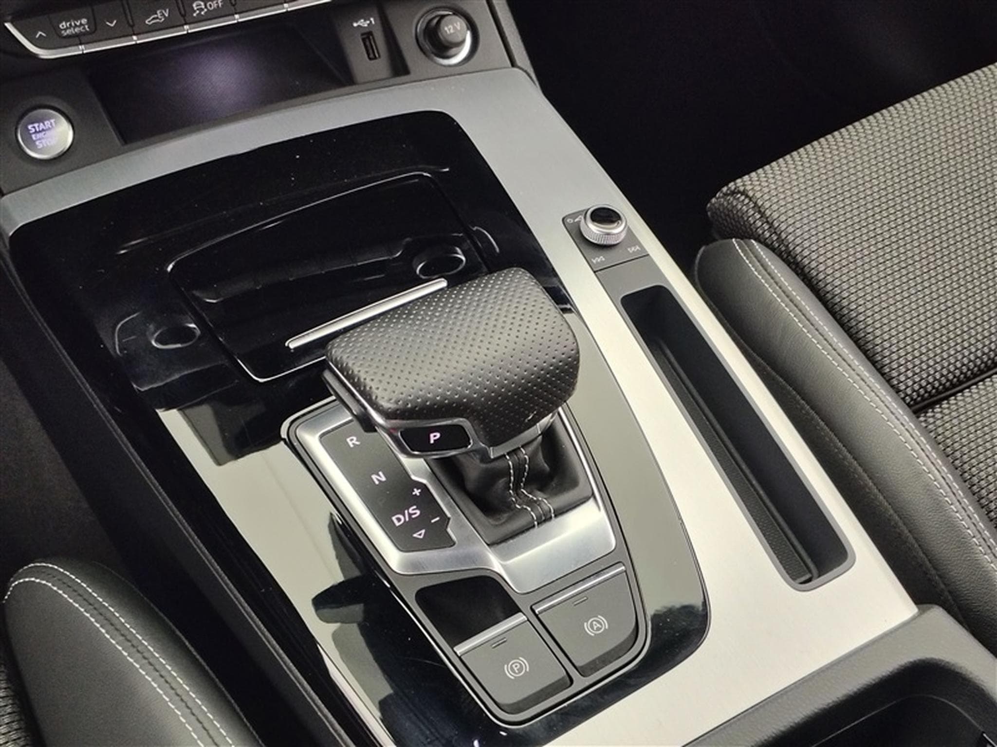 Audi Q5 Sportback PHEV 50 TFSIe Quattro S-Line NAVI / CAMERA (2023) - Photo 12