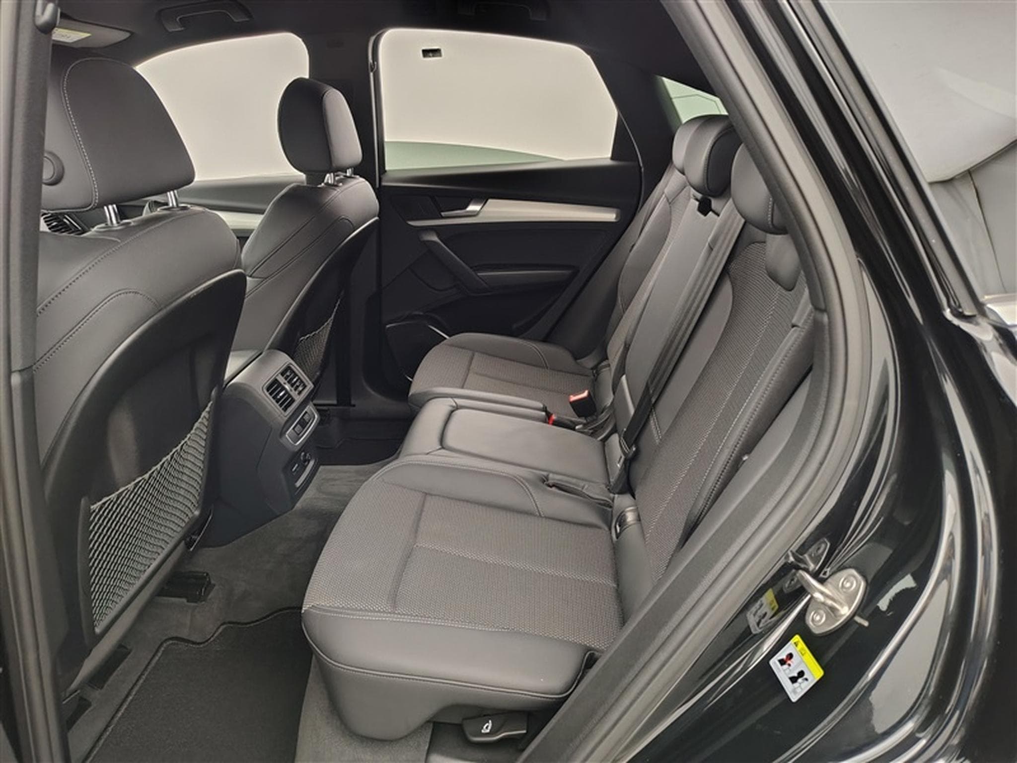 Audi Q5 Sportback PHEV 50 TFSIe Quattro S-Line NAVI / CAMERA (2023) - Photo 13