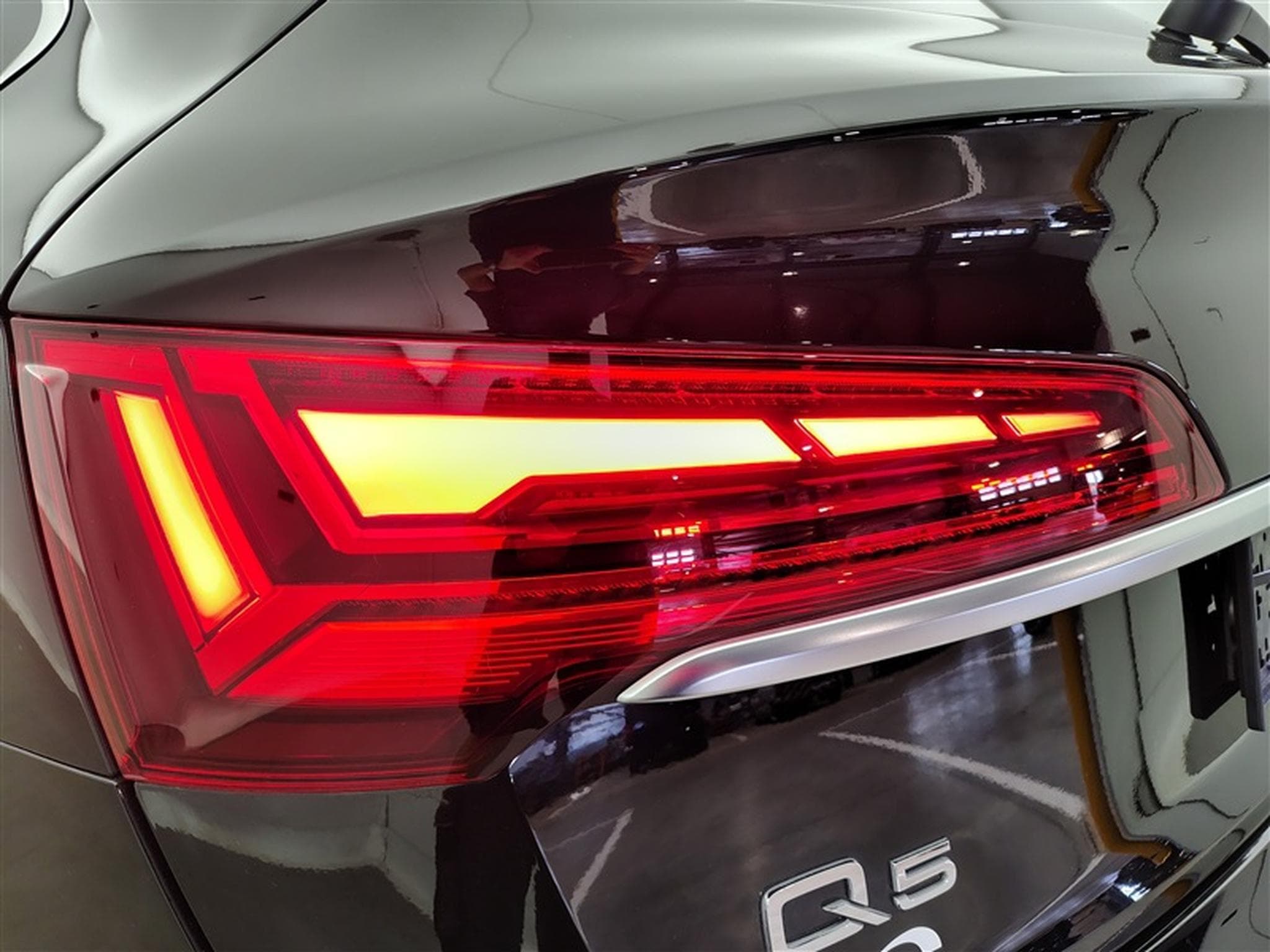 Audi Q5 Sportback PHEV 50 TFSIe Quattro S-Line NAVI / CAMERA (2023) - Photo 16