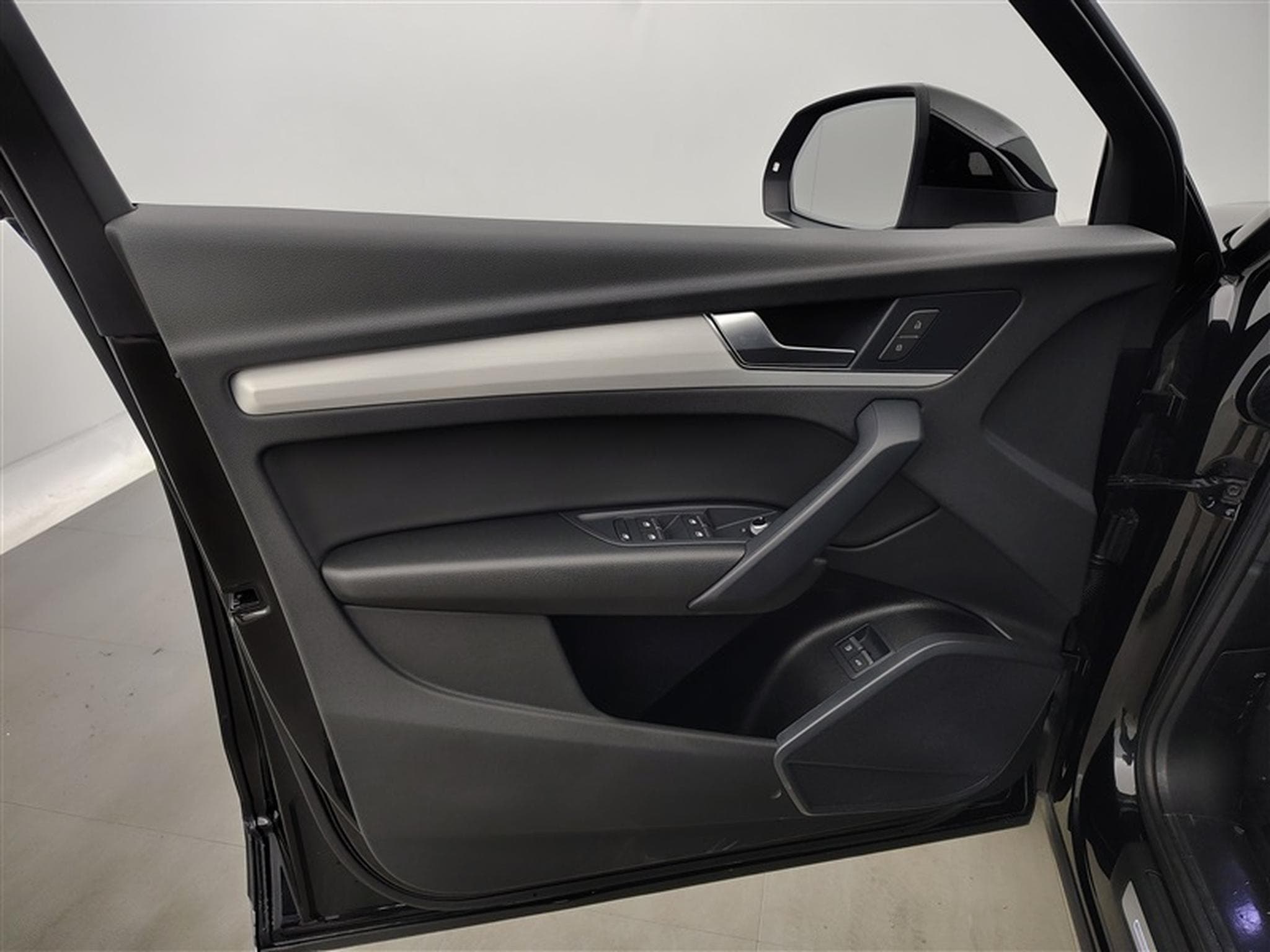 Audi Q5 Sportback PHEV 50 TFSIe Quattro S-Line NAVI / CAMERA (2023) - Photo 17