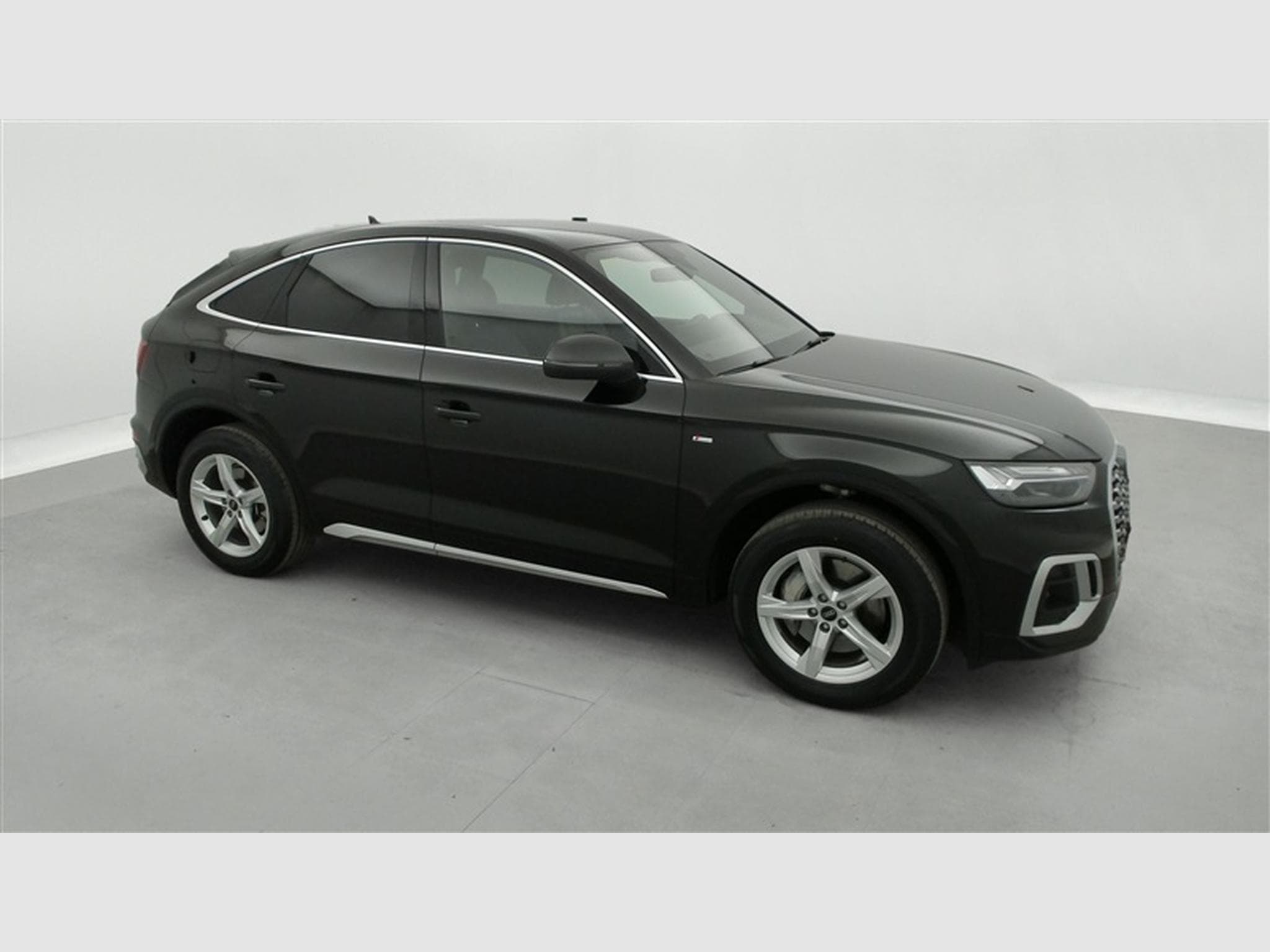 Audi Q5 Sportback PHEV 50 TFSIe Quattro S-Line NAVI / CAMERA (2023) - Photo 24