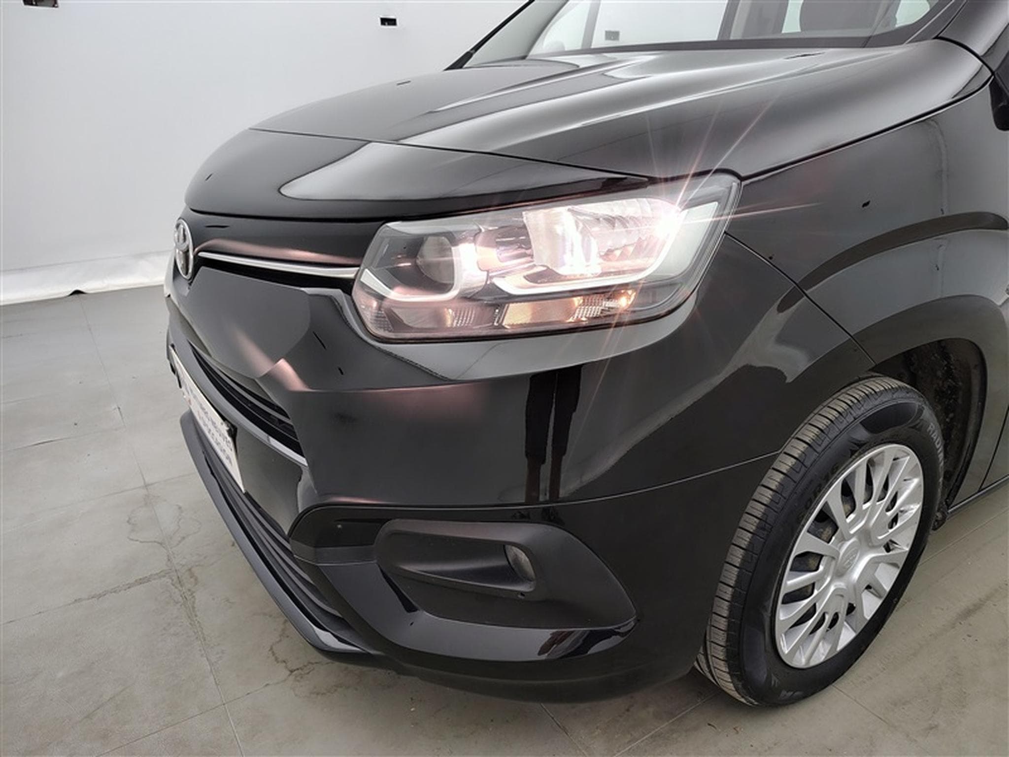 Toyota Proace 1.2 PureTech 110Cv Active CLIM / BLUETOOTH (2021) - Photo 15