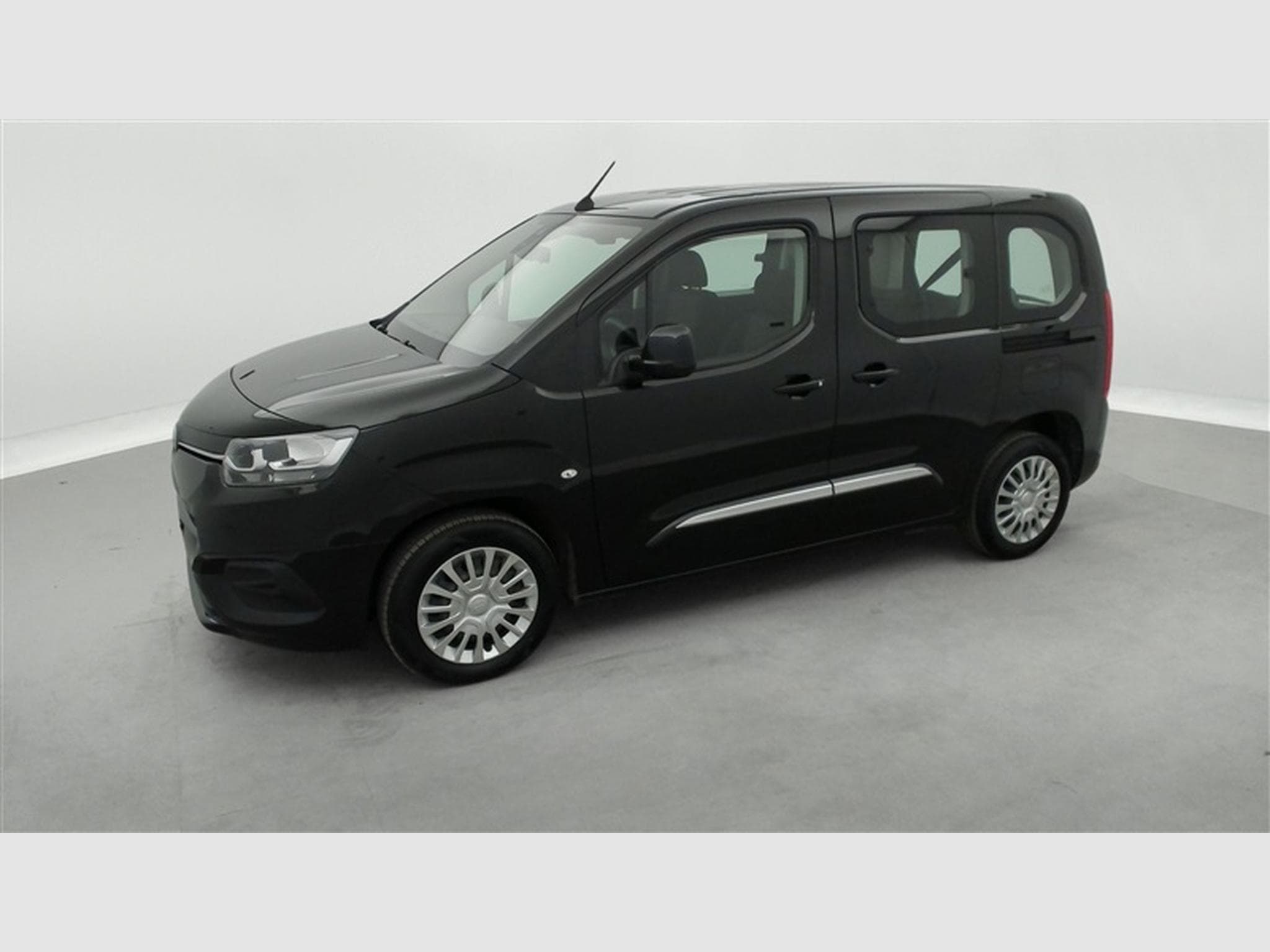 Toyota Proace 1.2 PureTech 110Cv Active CLIM / BLUETOOTH (2021) - Photo 18