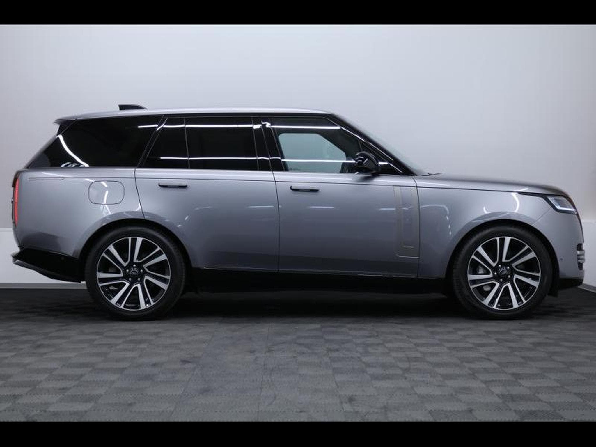 Land-Rover Range Rover HSE P530 Auto (2022) - Photo 3
