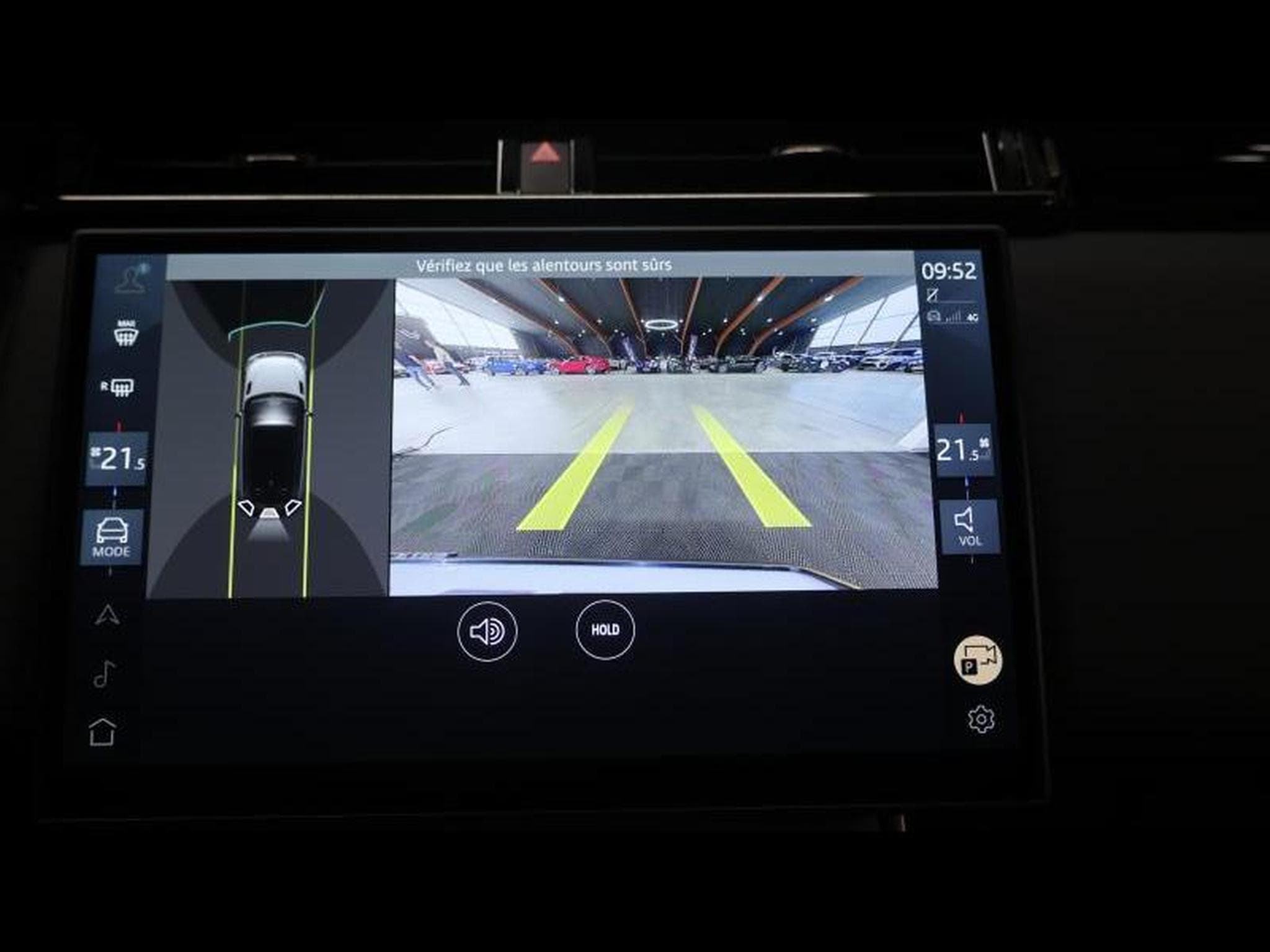 Land-Rover Range Rover Velar D200 AWD auto (2024) - Photo 22