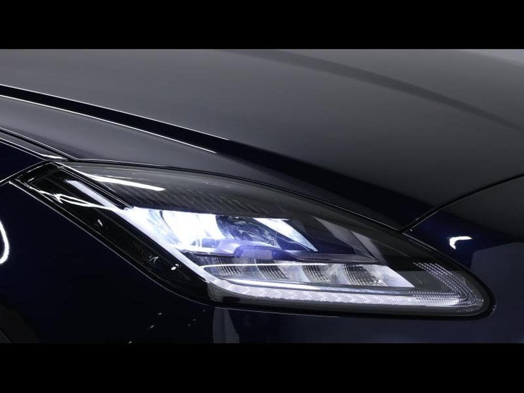Jaguar E-Pace D165 R-Dynamic S AWD auto (2024) - Photo 6